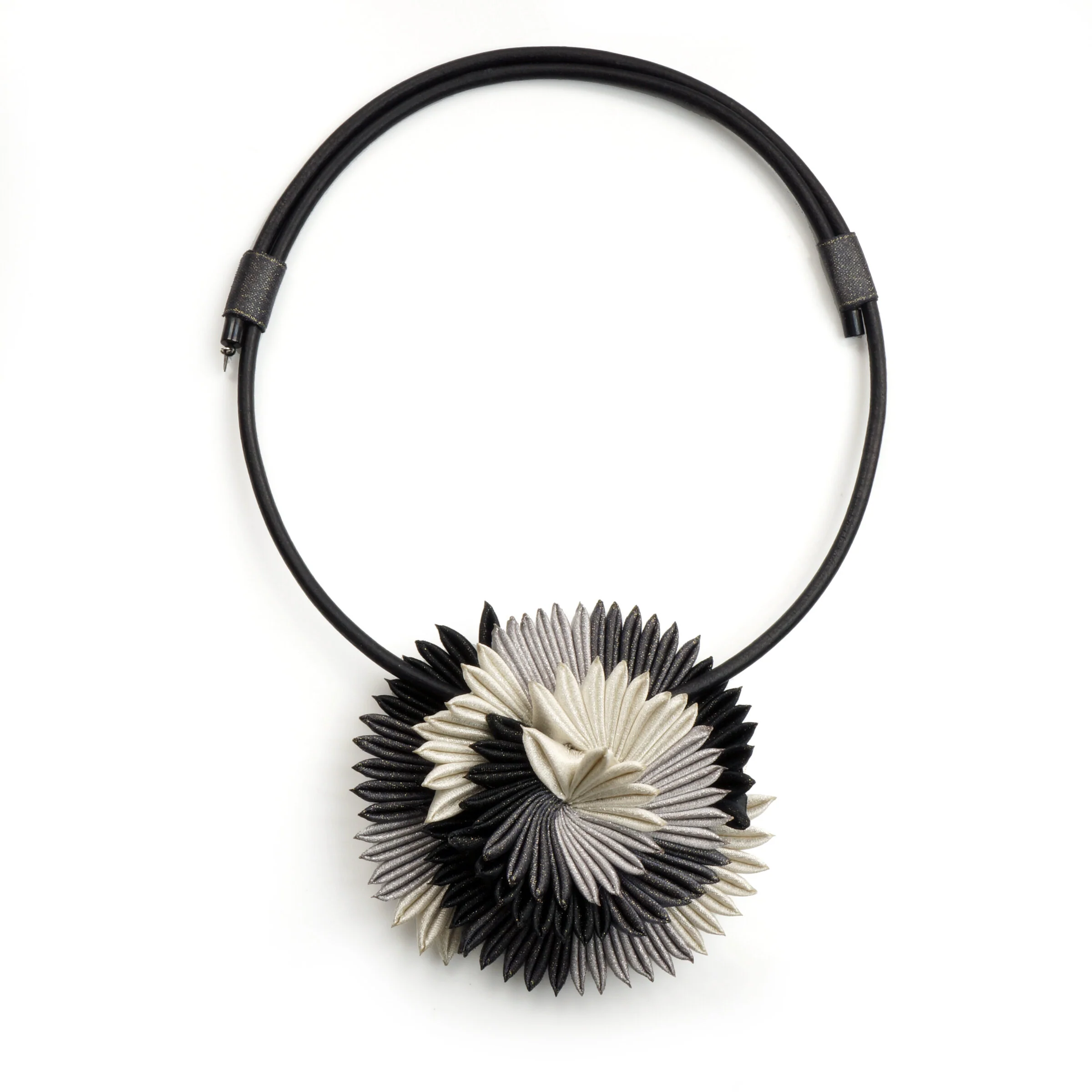 Adjustable Spiral Pendant - Gray Ombre