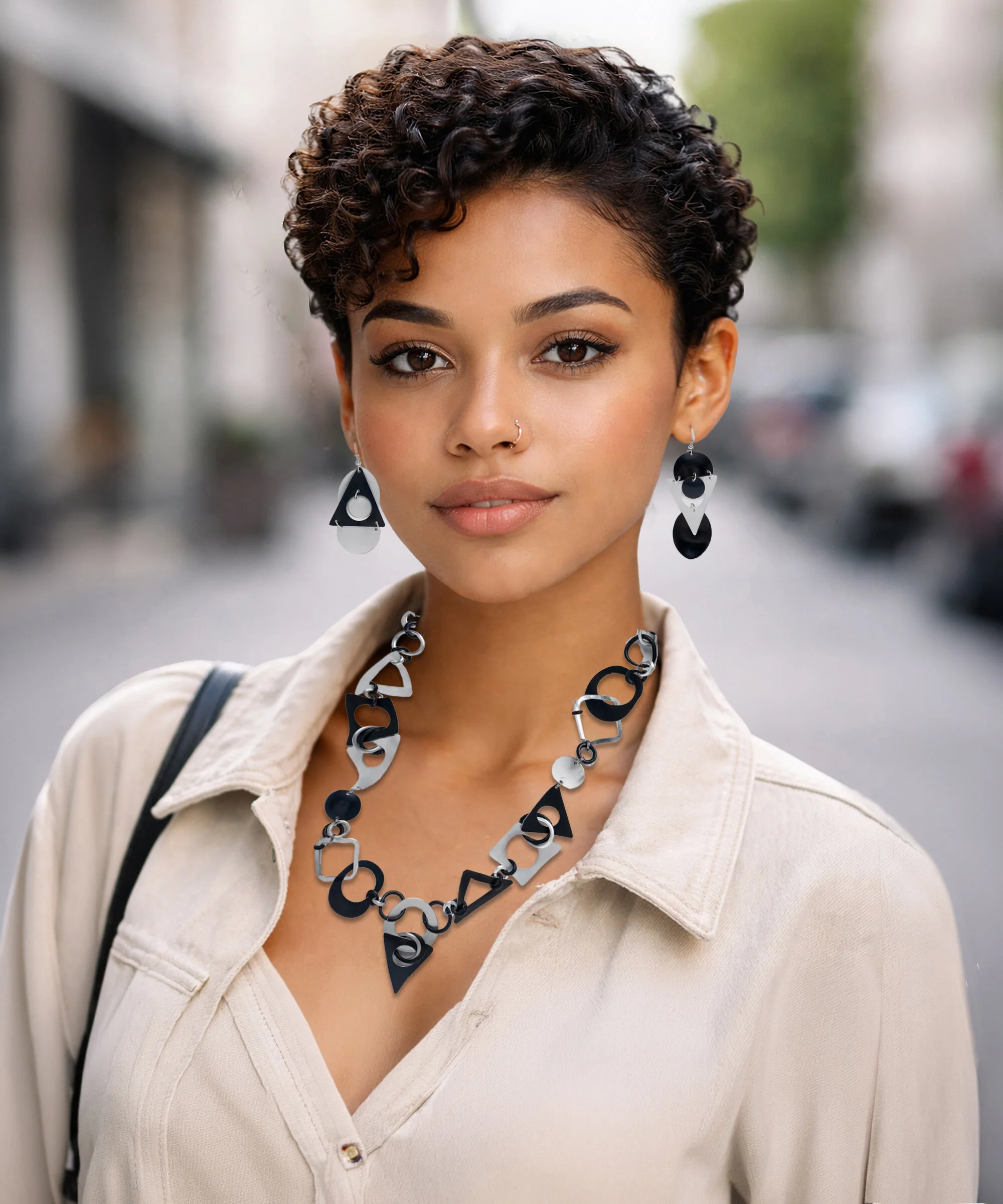 Keyboard Harmony Necklace - Image 2