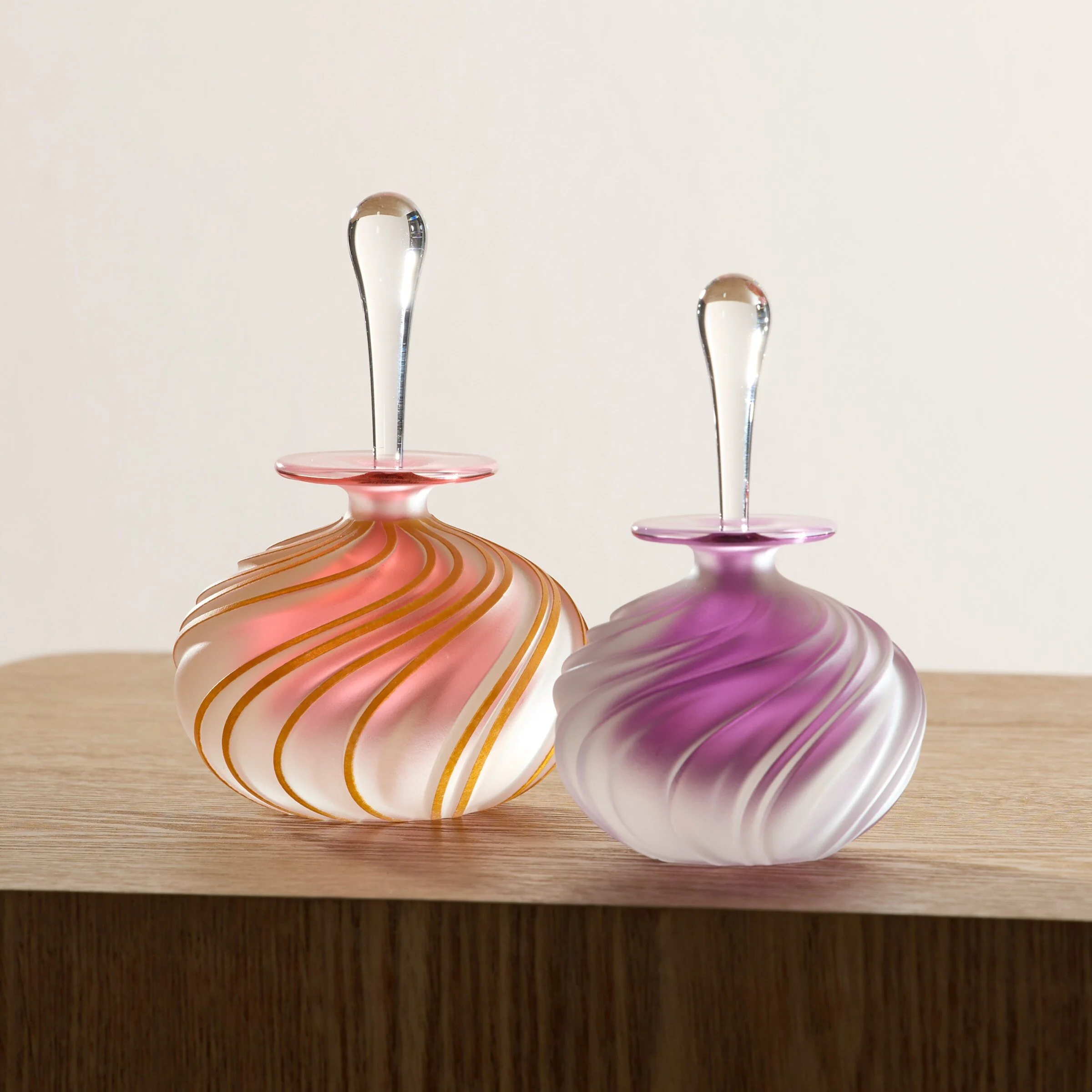 Gold Aurora Swirl Perfume Bottle - Image 3