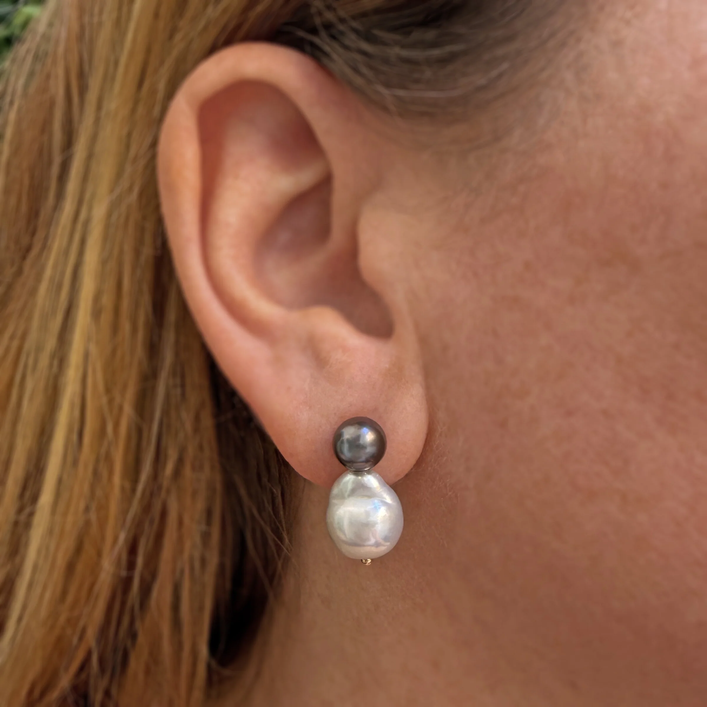 Baroque Akoya & Tahitian Pearl Earrings - Image 3