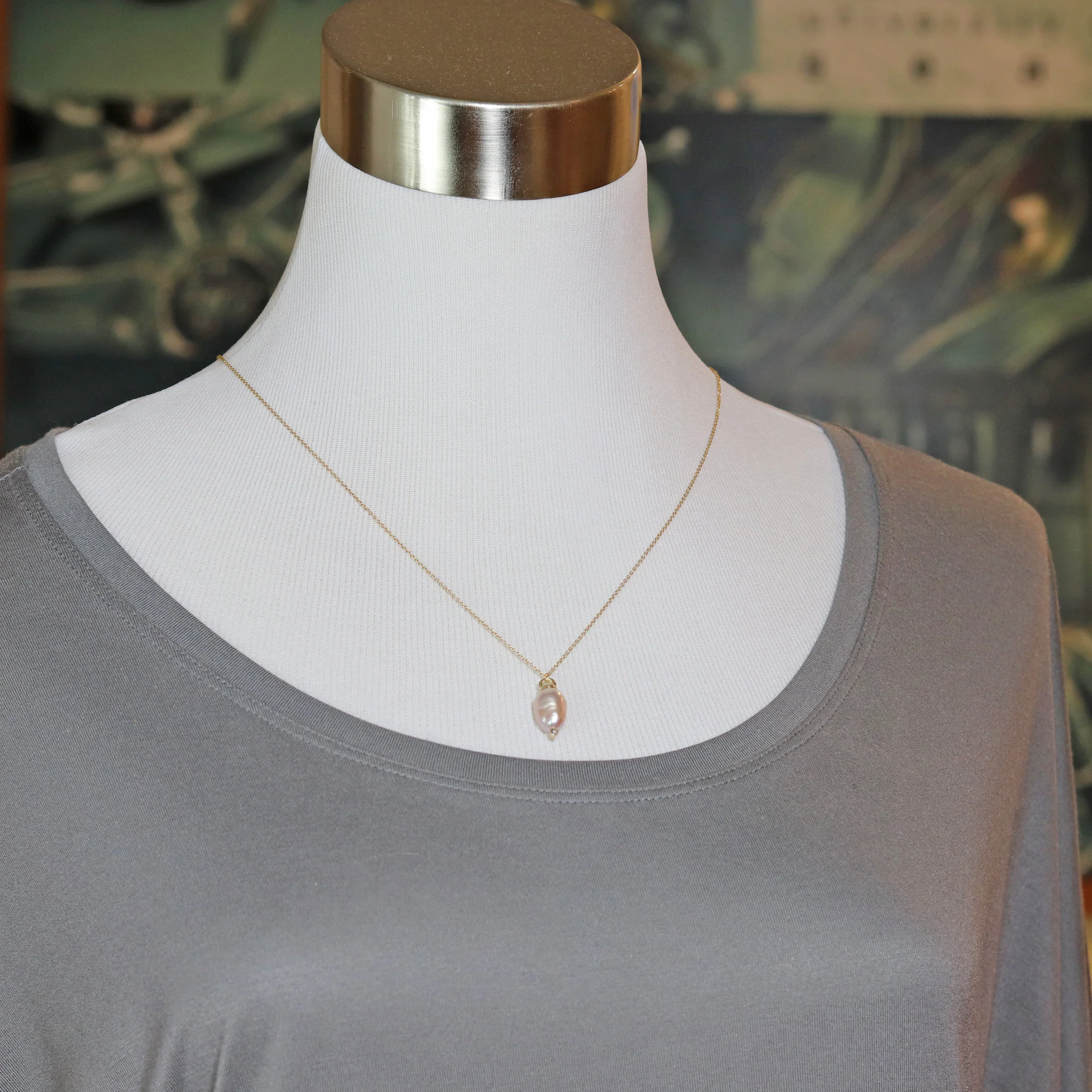 Baroque Pearl Pendant - Image 3