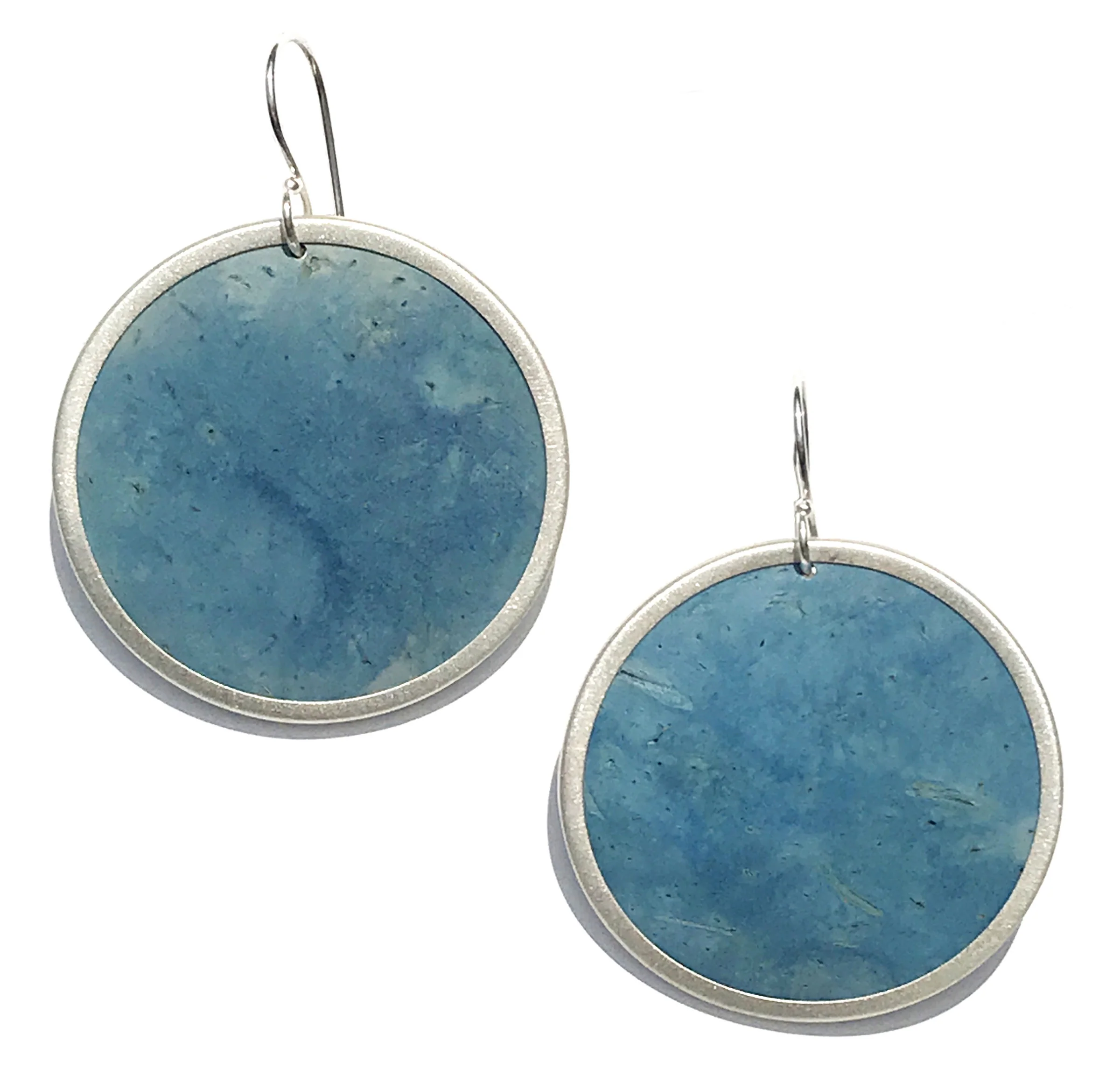 Bezeled Coconut Shell Earrings - Sky Blue
