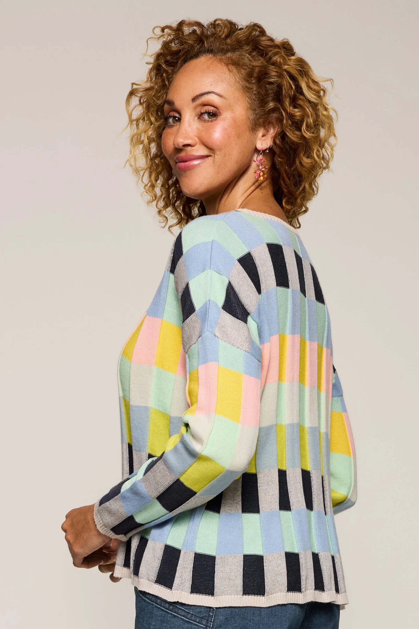 Bita Sweater - Image 4