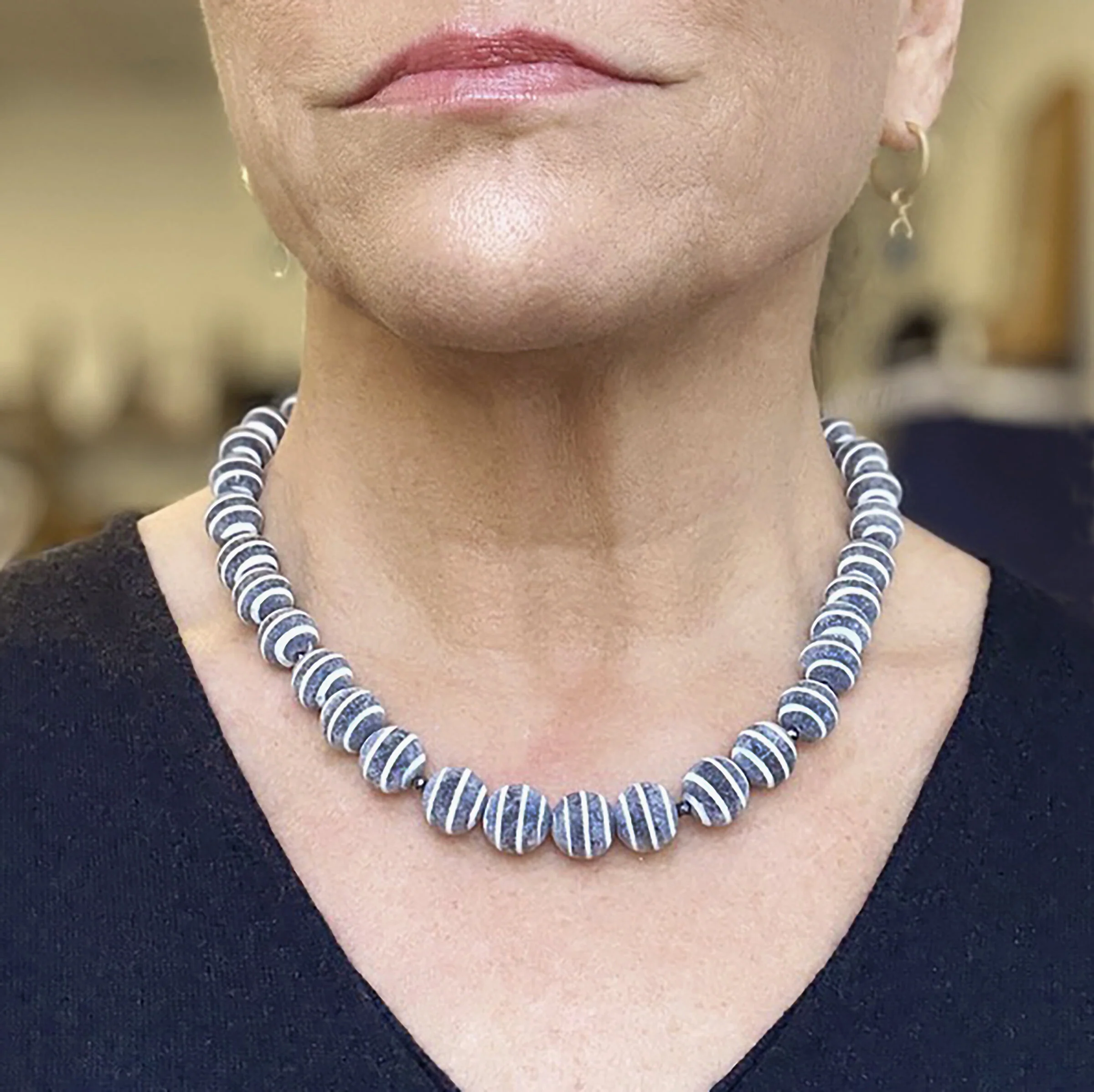 Buffalo Horn & Hematite Necklace - Image 4