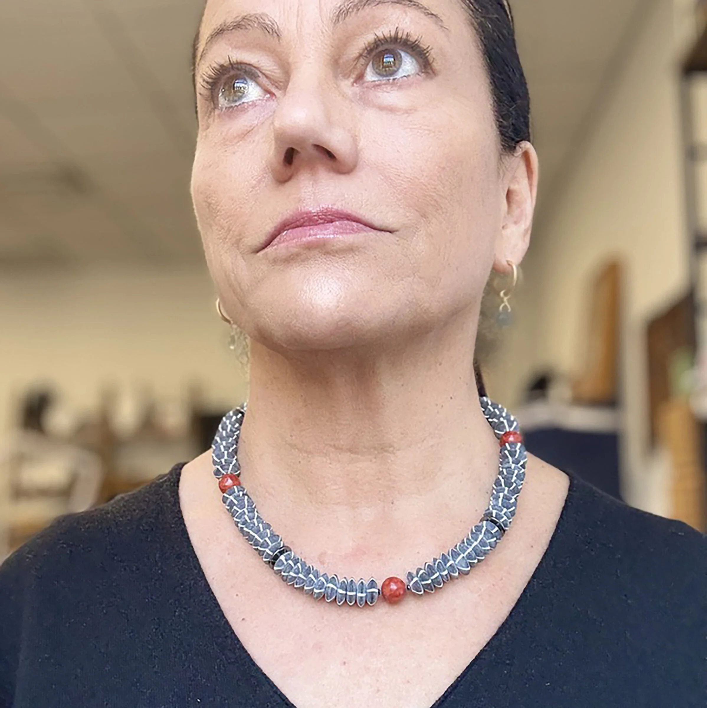 Buffalo Horn, Sponge Coral & Hematite Necklace - Image 2