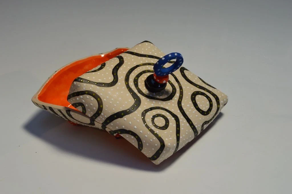 Blackline Diamond Pillow Box - Image 2