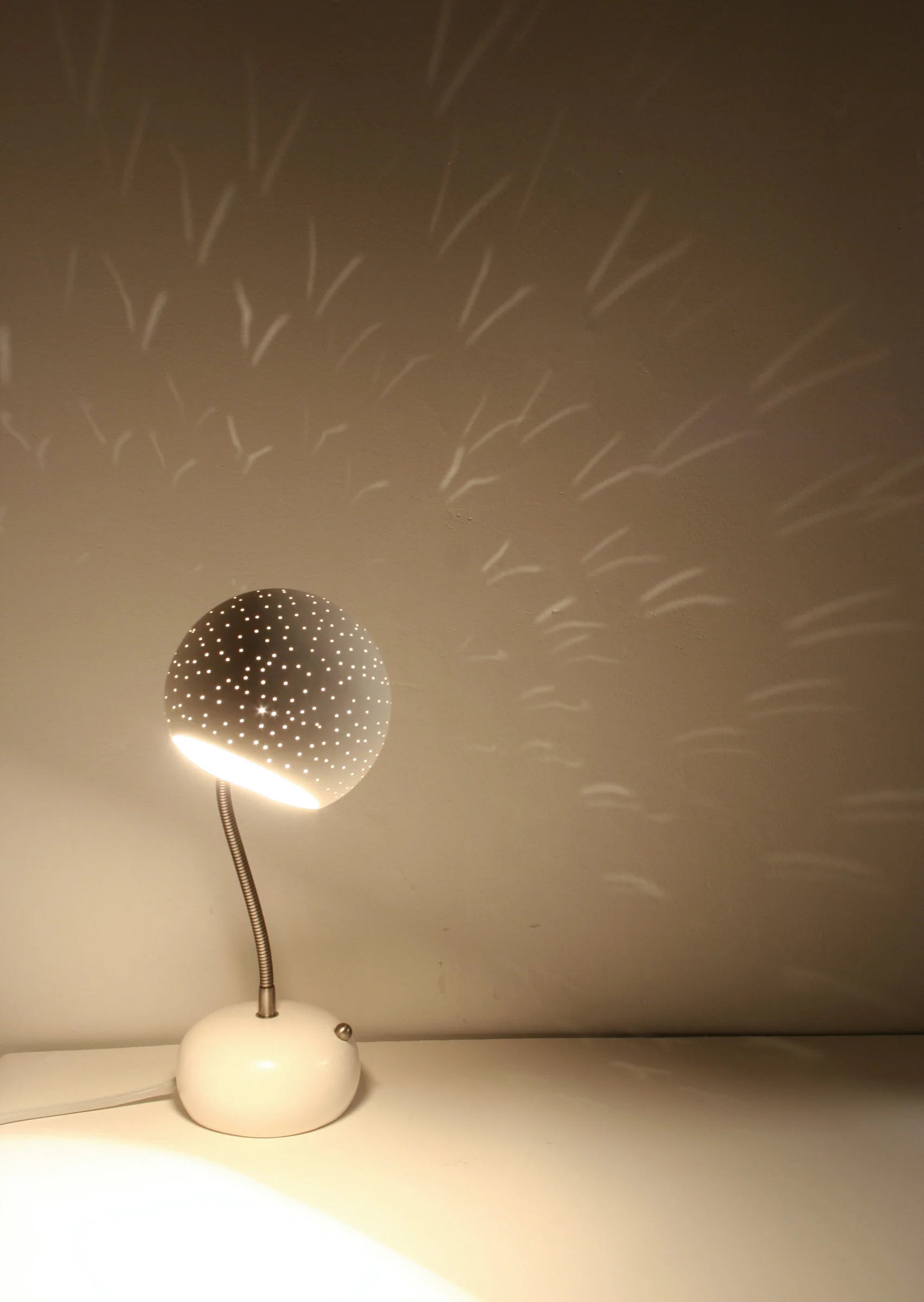 ClayLight Porcupine Desk Lamp - Image 8