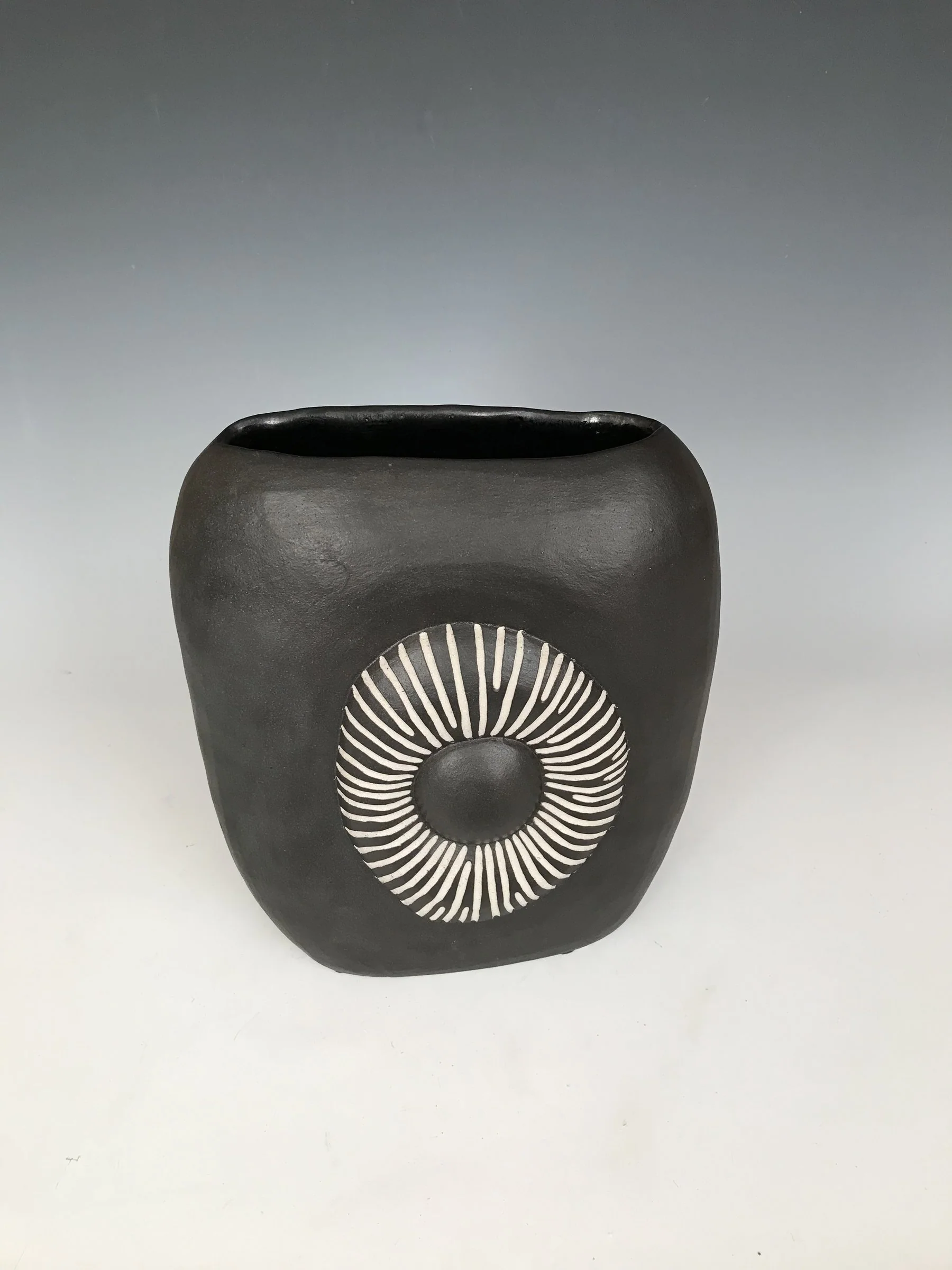 Two Sided Oval Vase - Image 2