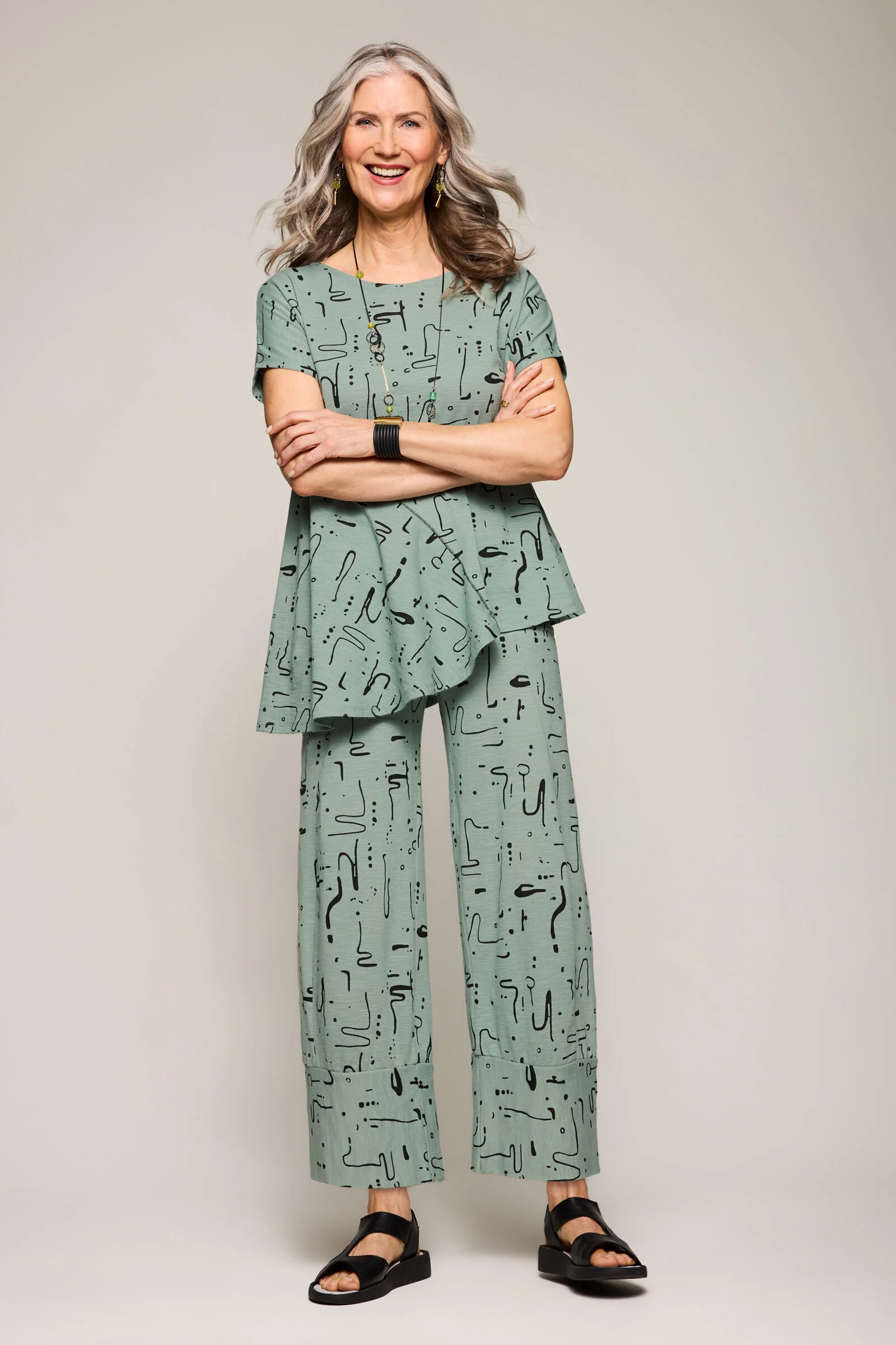 Daphne Pant - Image 6