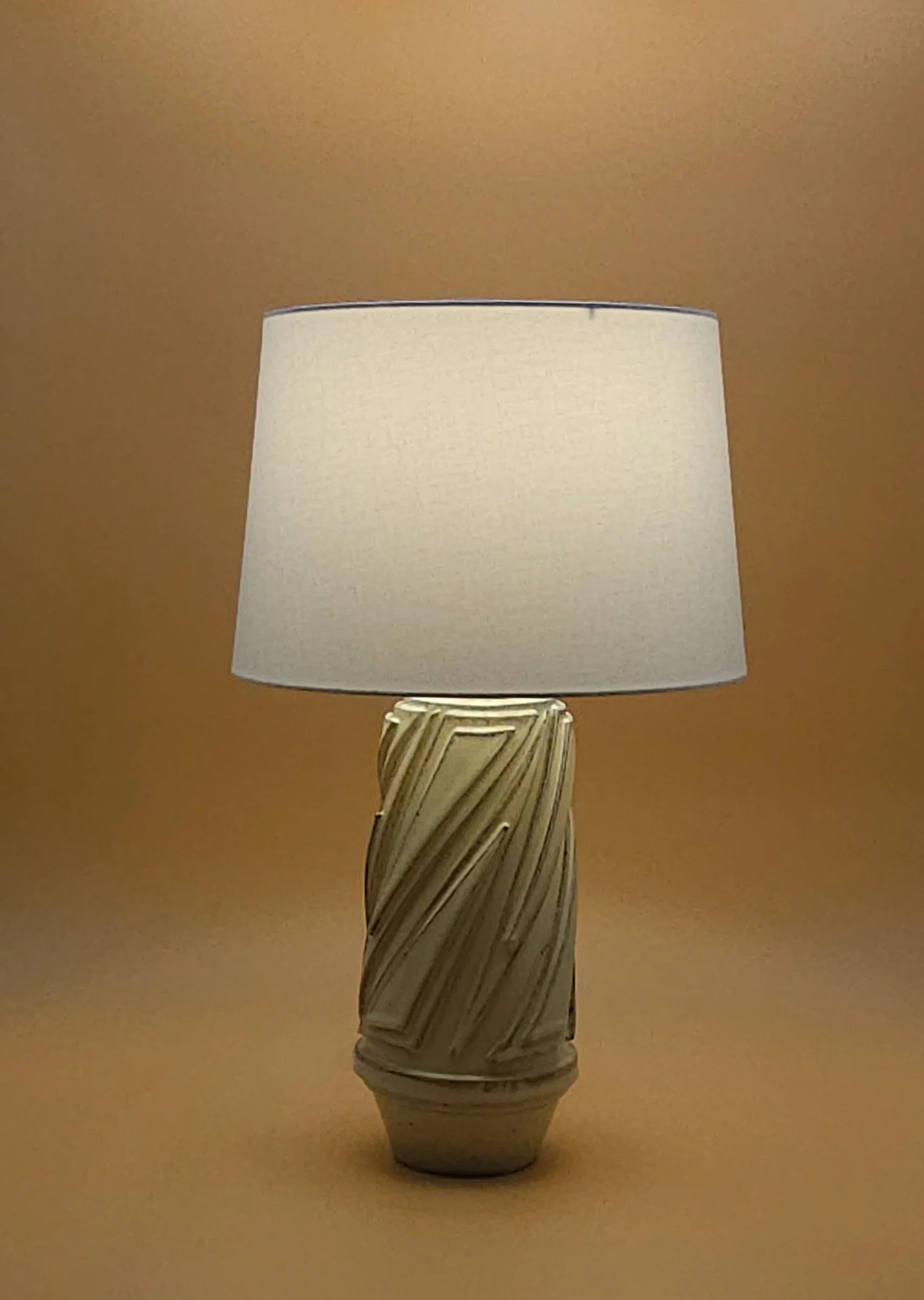 Dynamo Table Lamp - Image 2