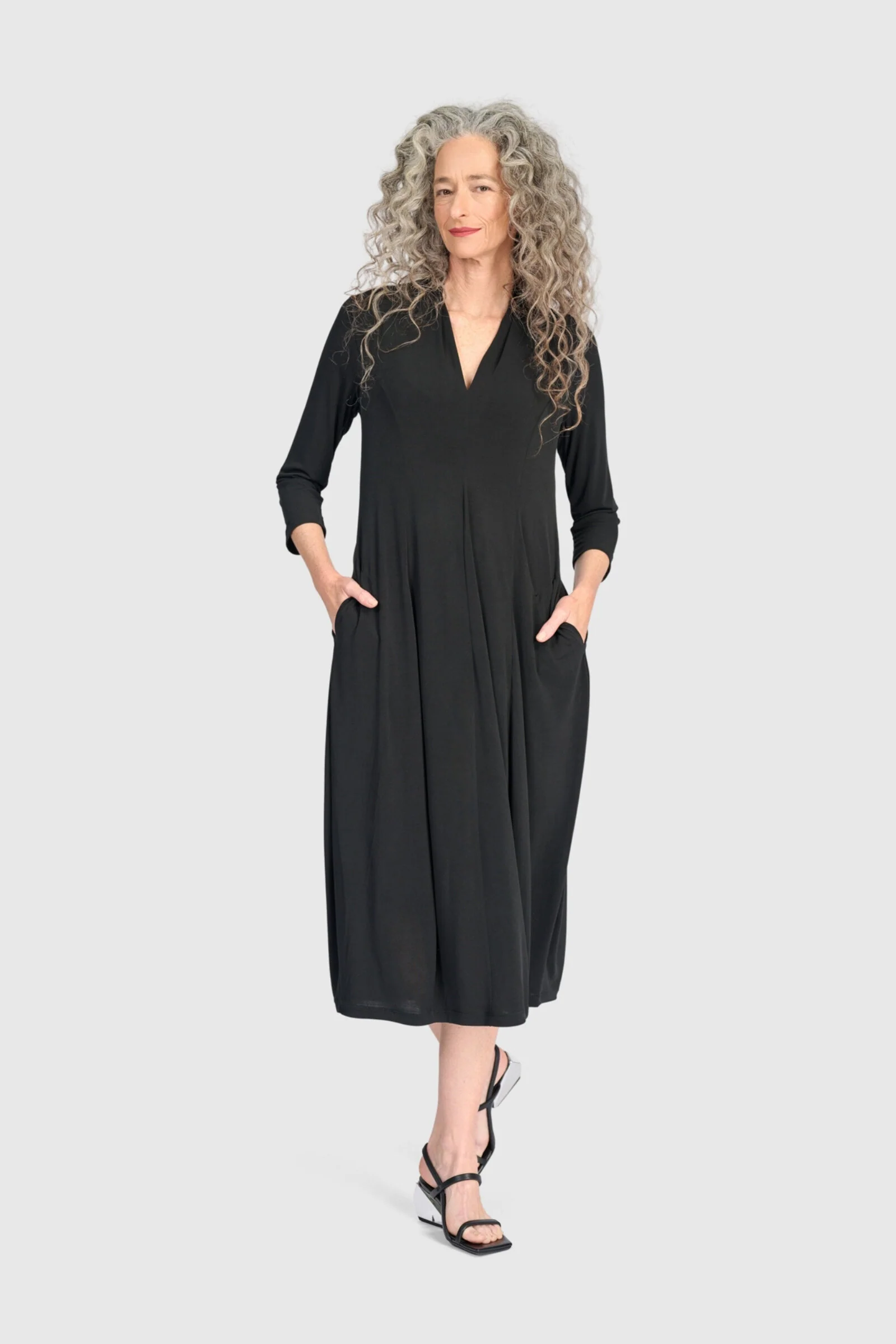 Essential 3/4 Sleeve Slinky Cocoon Dress - Black