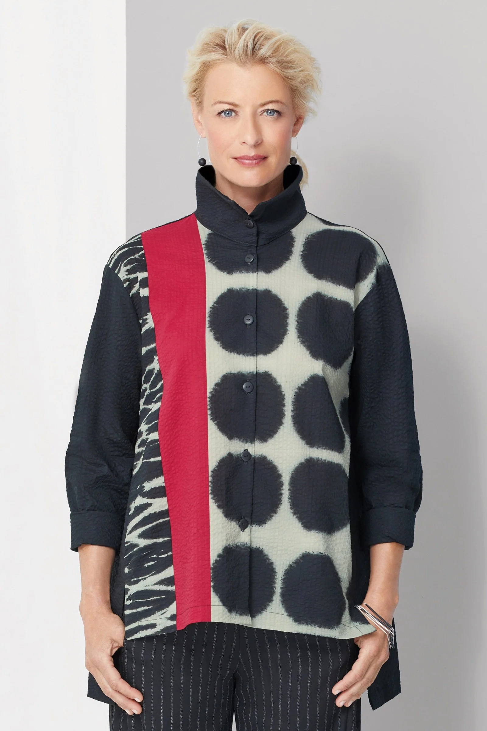 Geo Shoji Blouse - Black/Red