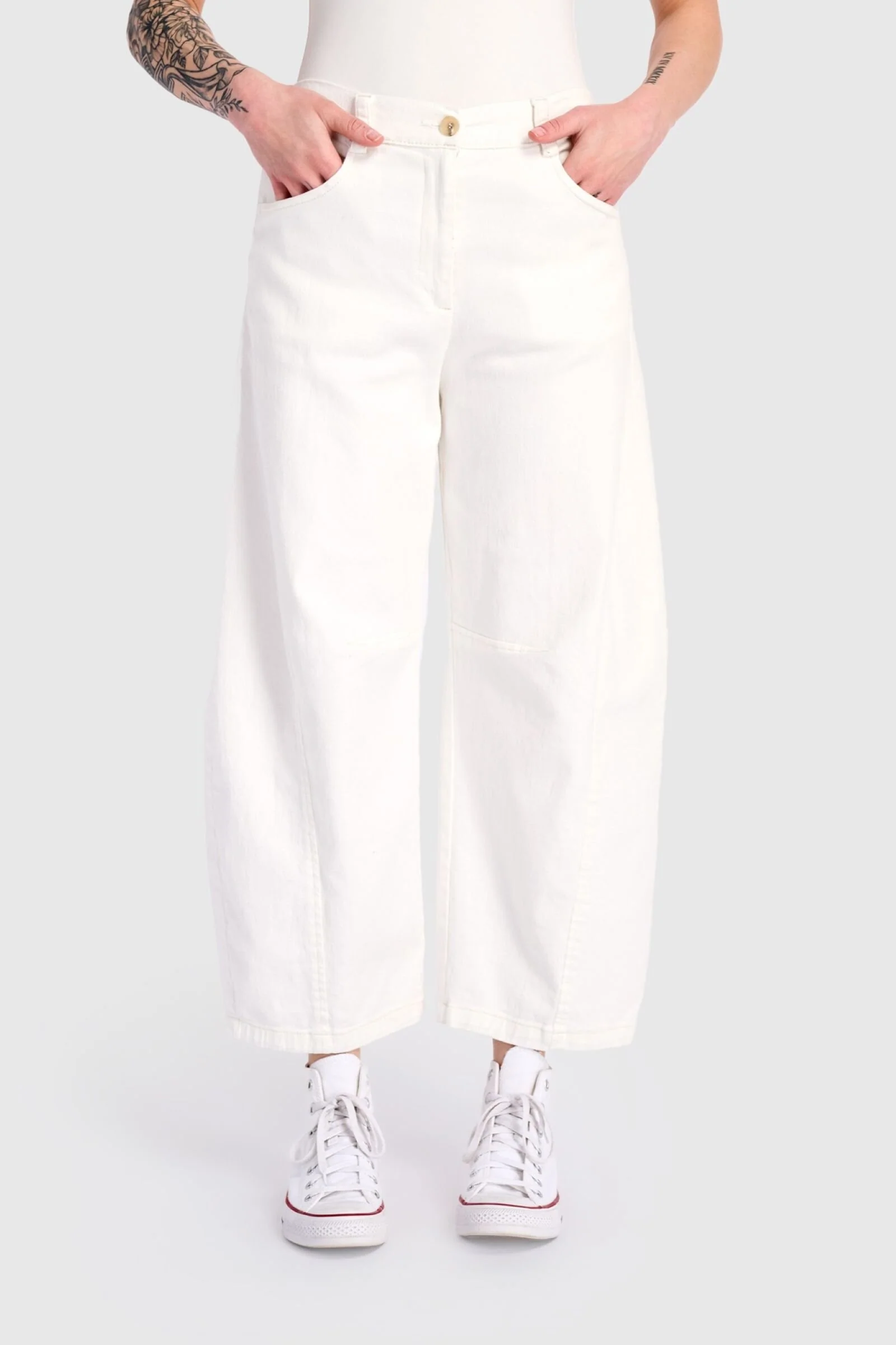 Go-To Barrel Pants - White