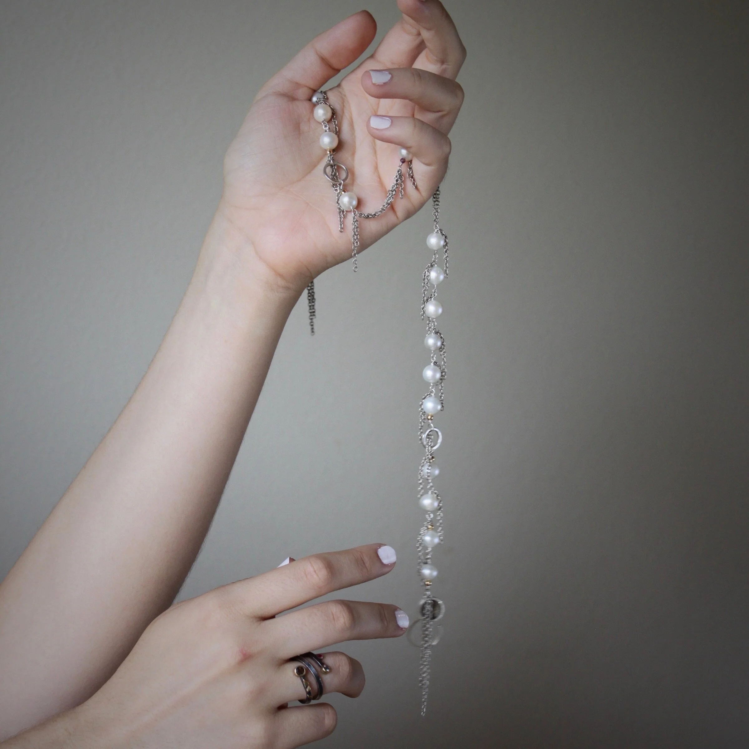 Pearl Beauty Necklace - Image 3