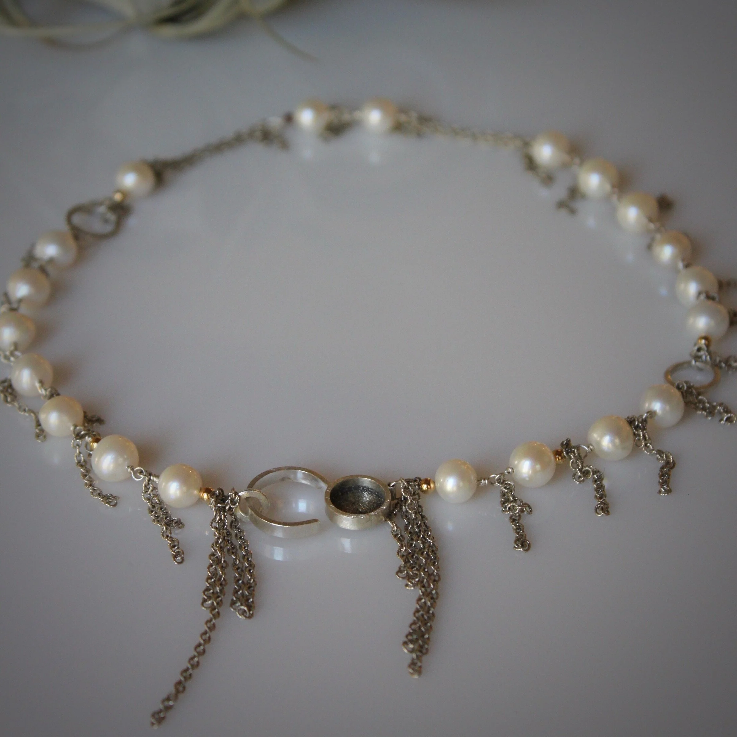Pearl Beauty Necklace - Image 4