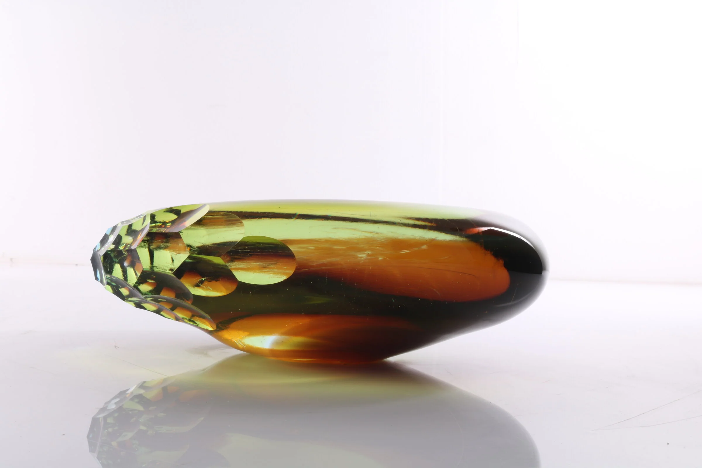 Golden Crocodile Lily Pad - Image 5