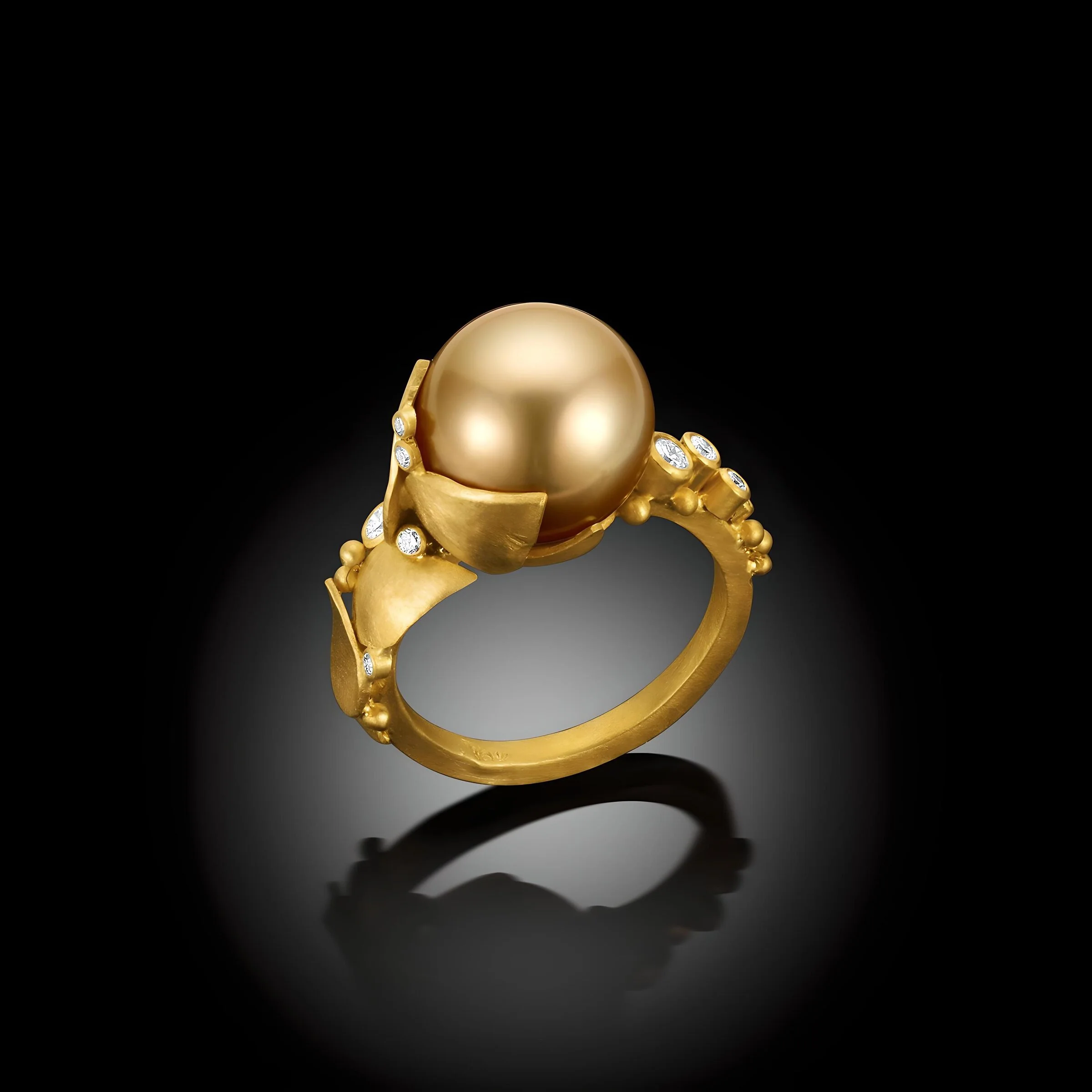 Golden Pearl Leaf Ring