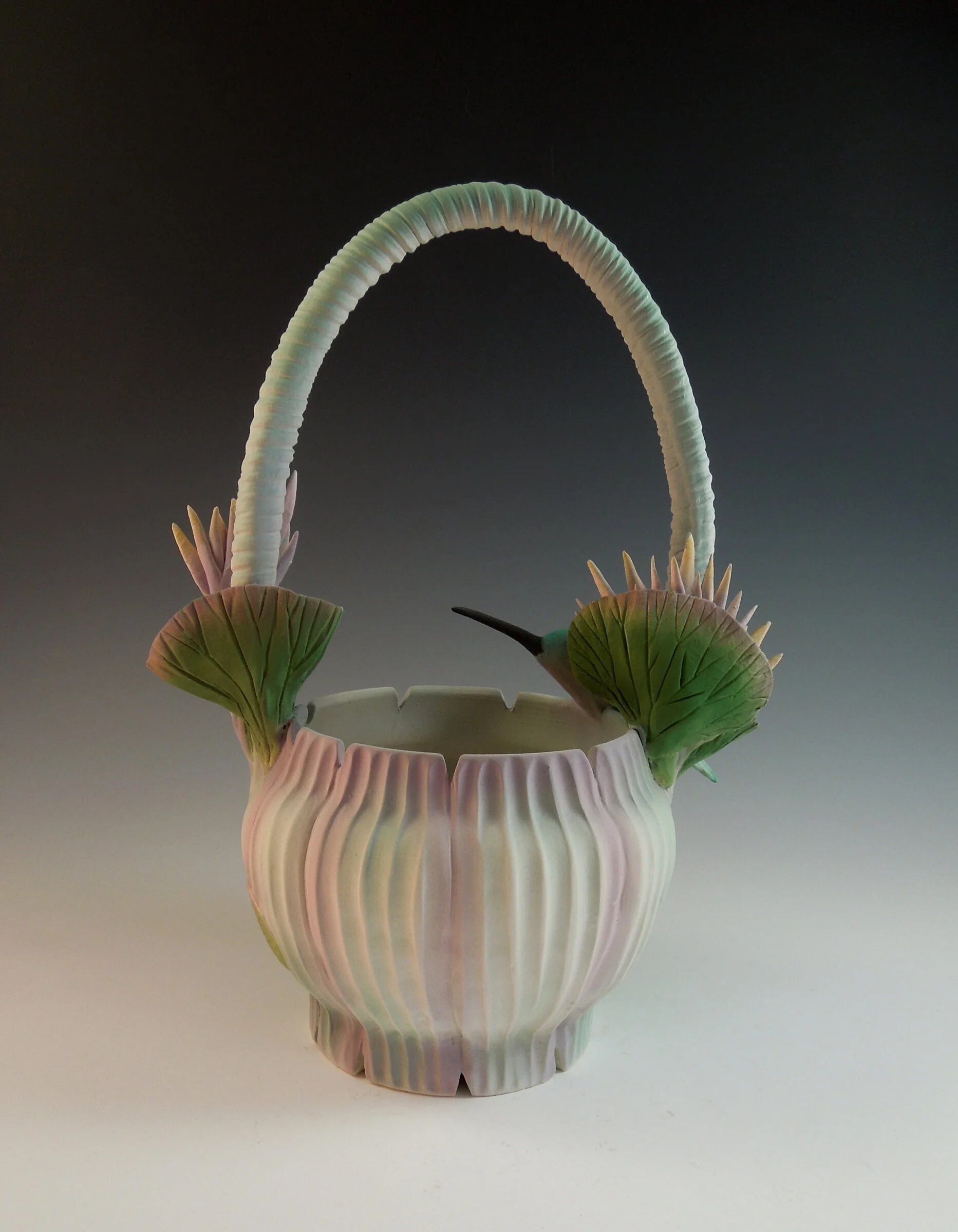 Hummingbird Waterlily Basket - Image 2