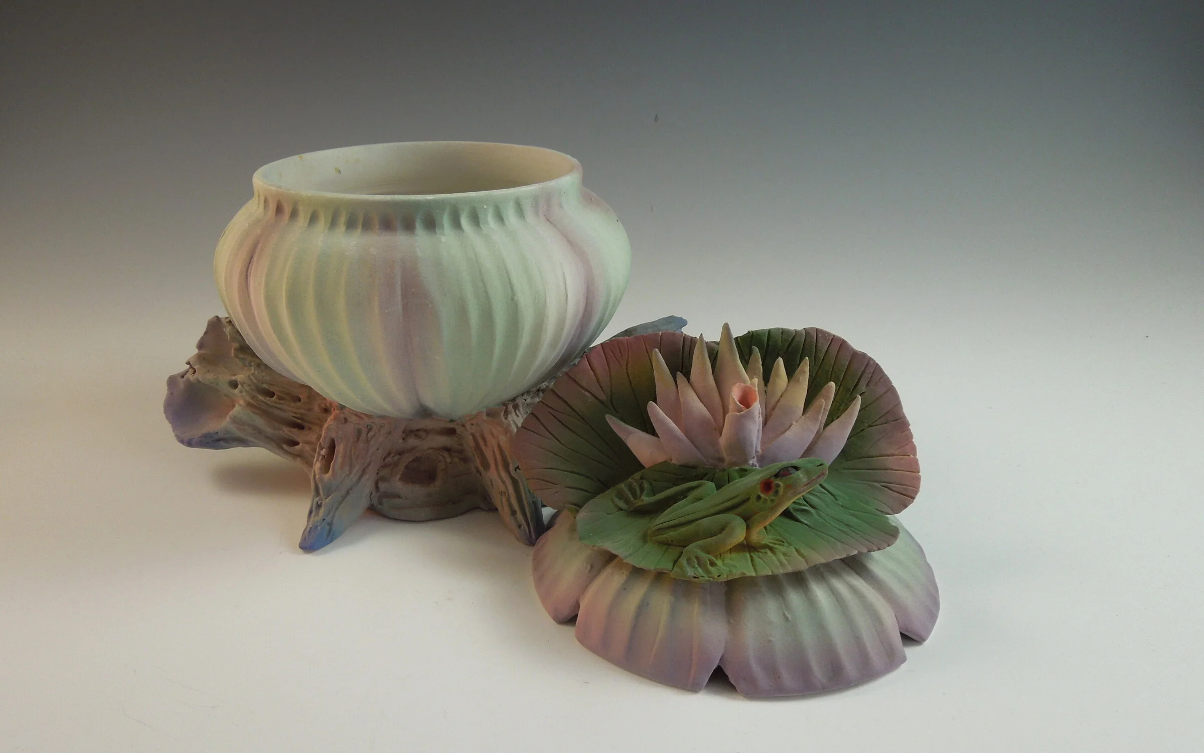 Jade Waterlily Box - Image 3
