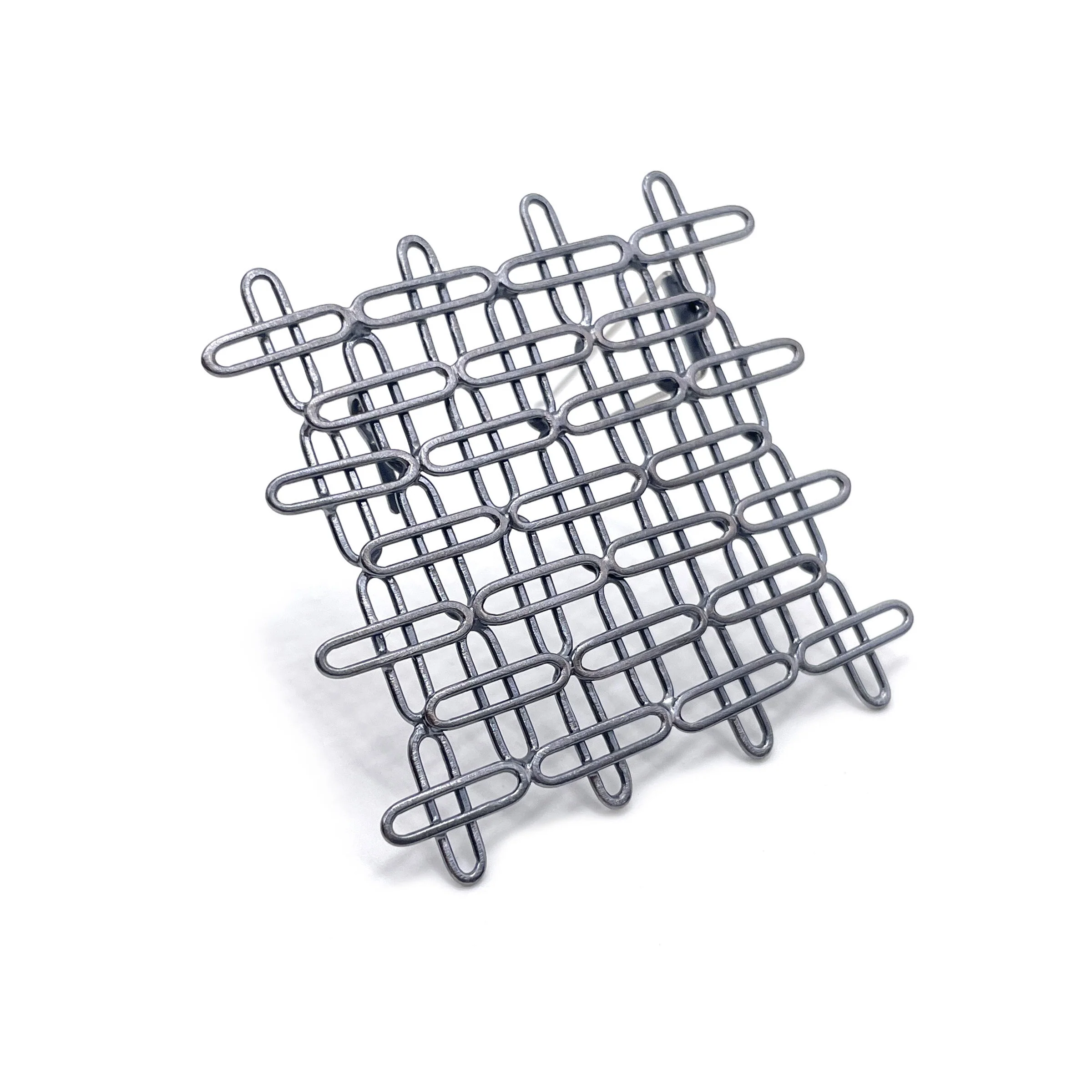 Link Pattern Brooch - Image 2
