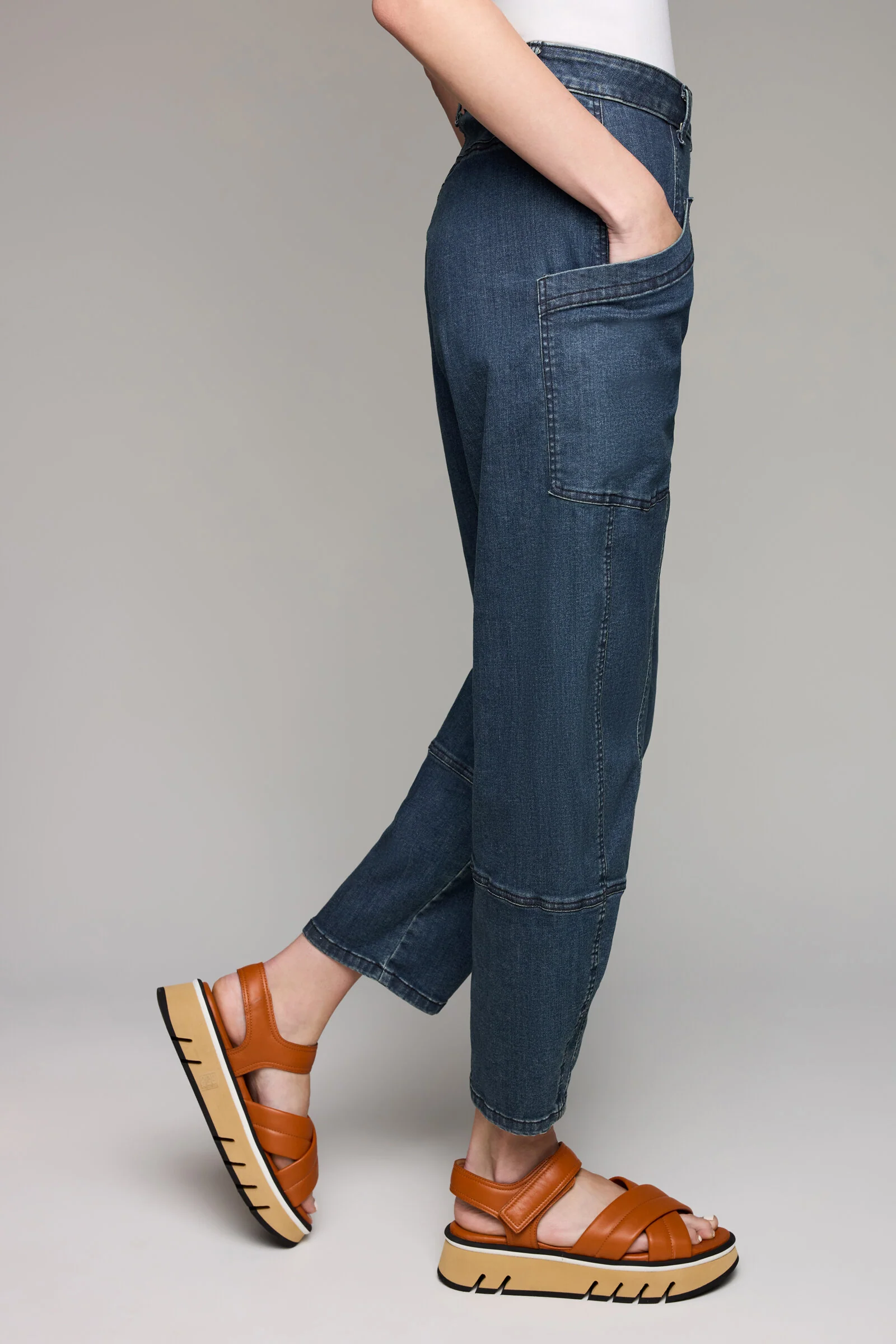 Mila Barrel Jean - Heritage Wash - Image 3