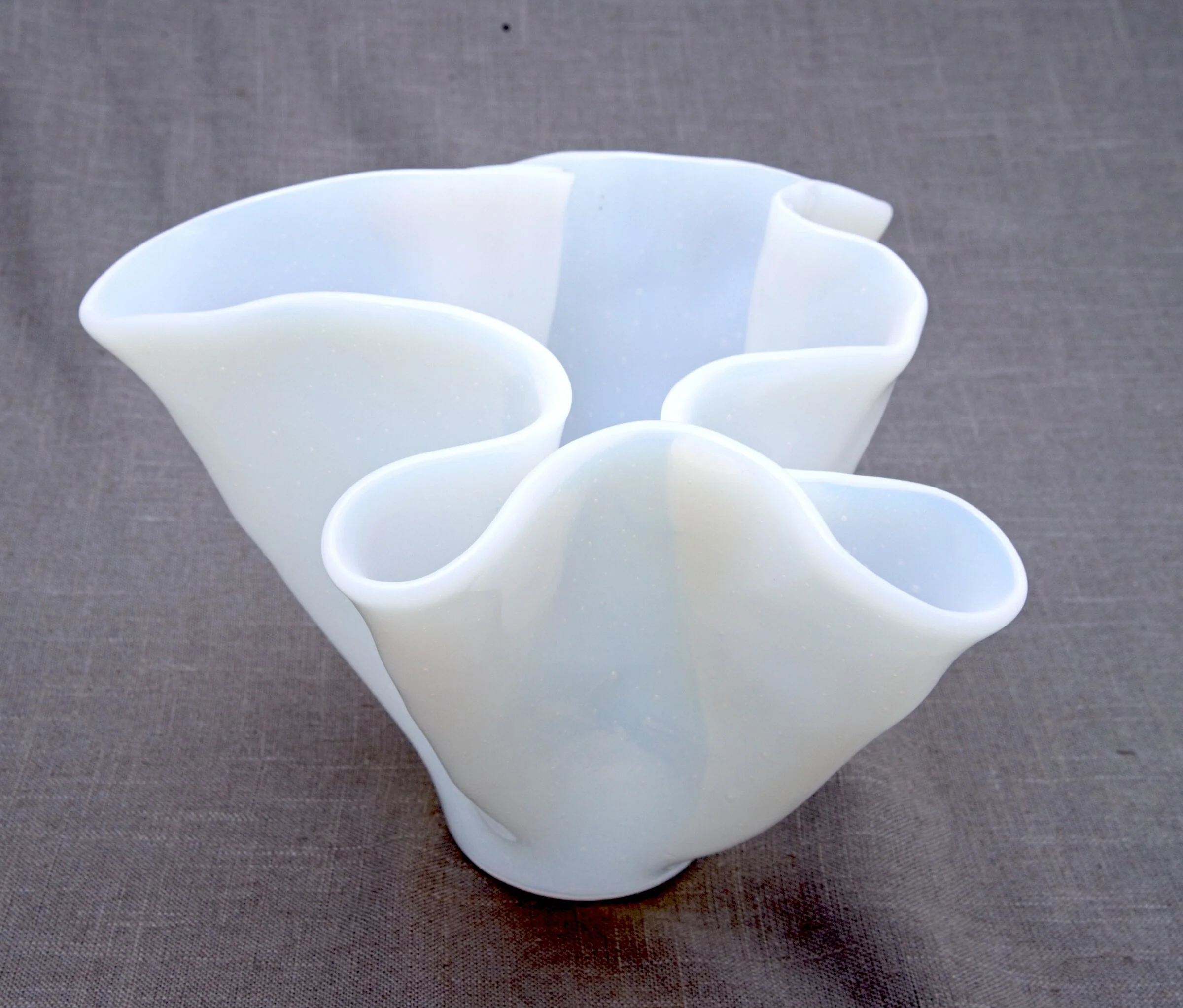 Milky White Vessel - Image 2