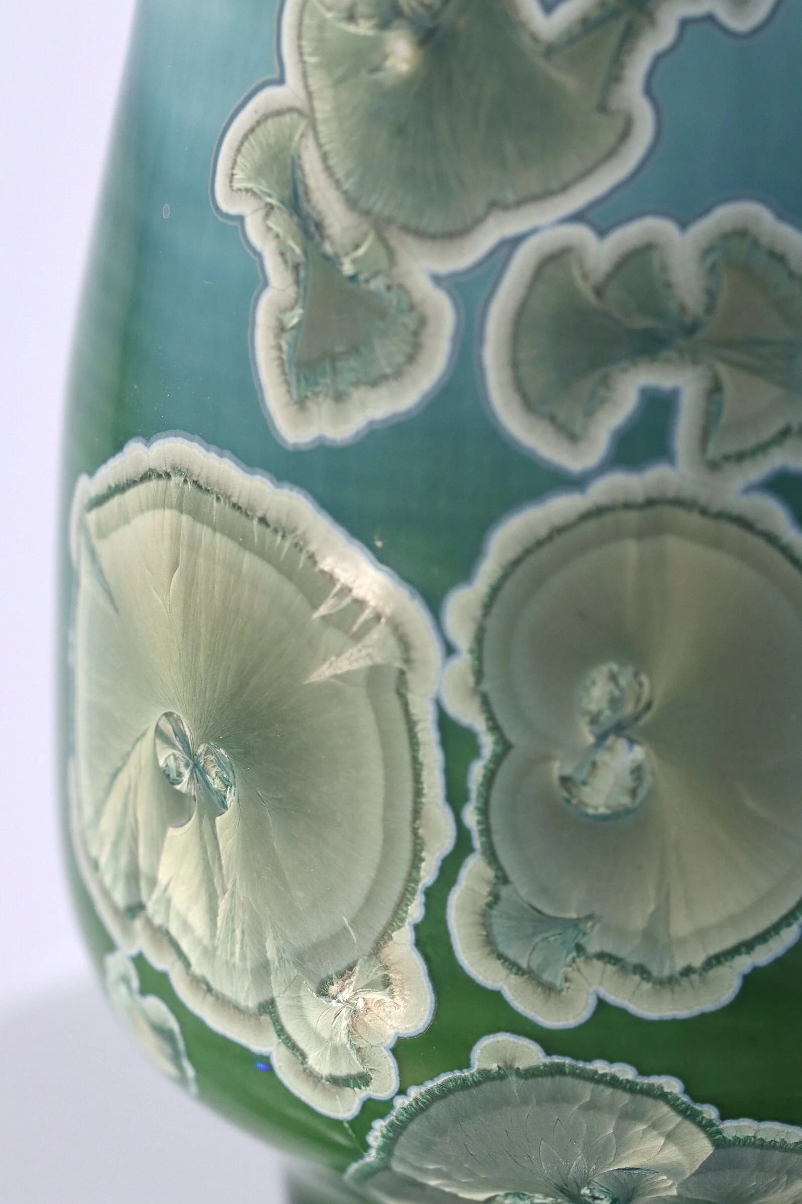 Miniature Crystalline Green and Gold Jar - Image 4