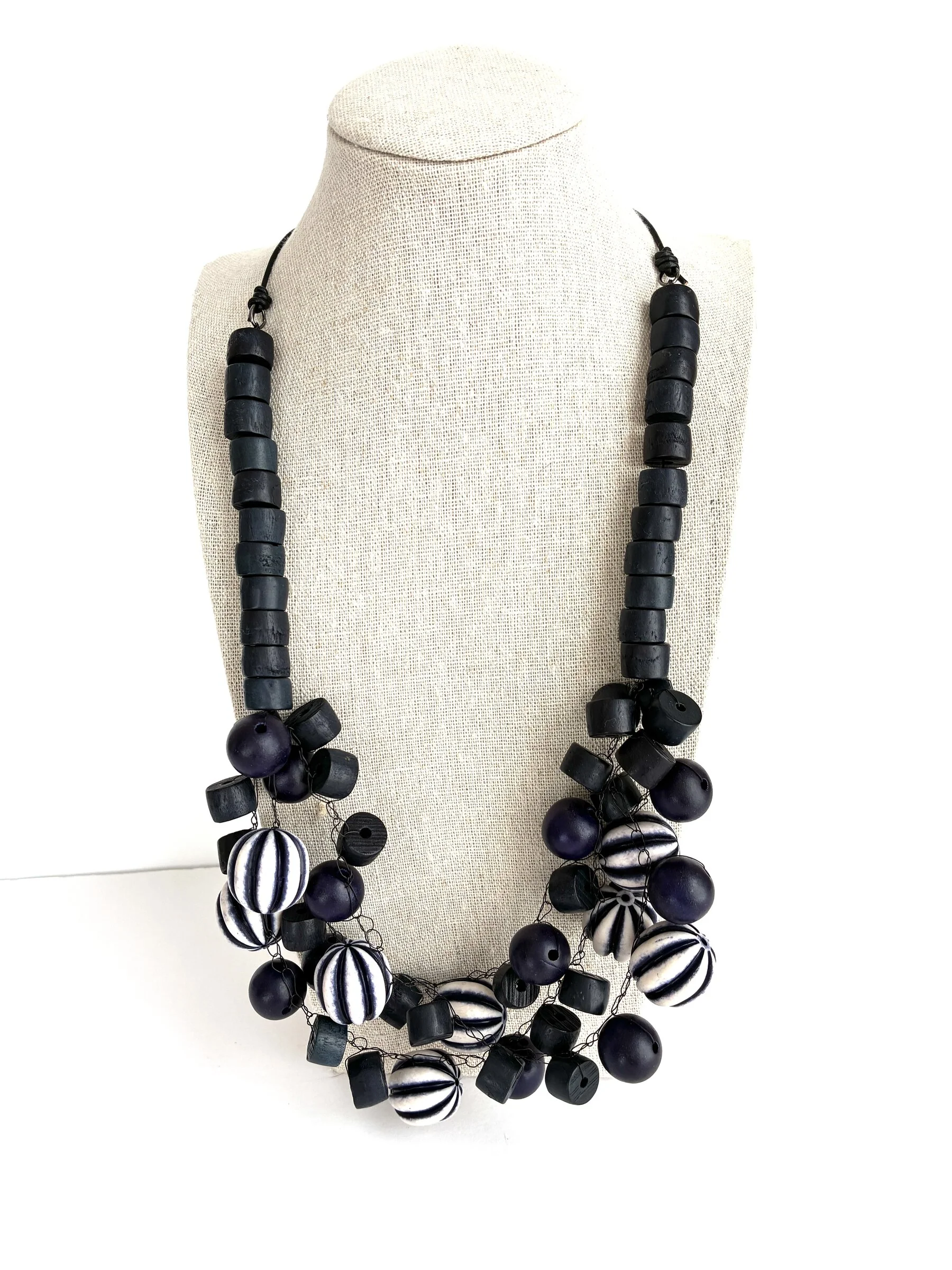Stripes Necklace - Image 2