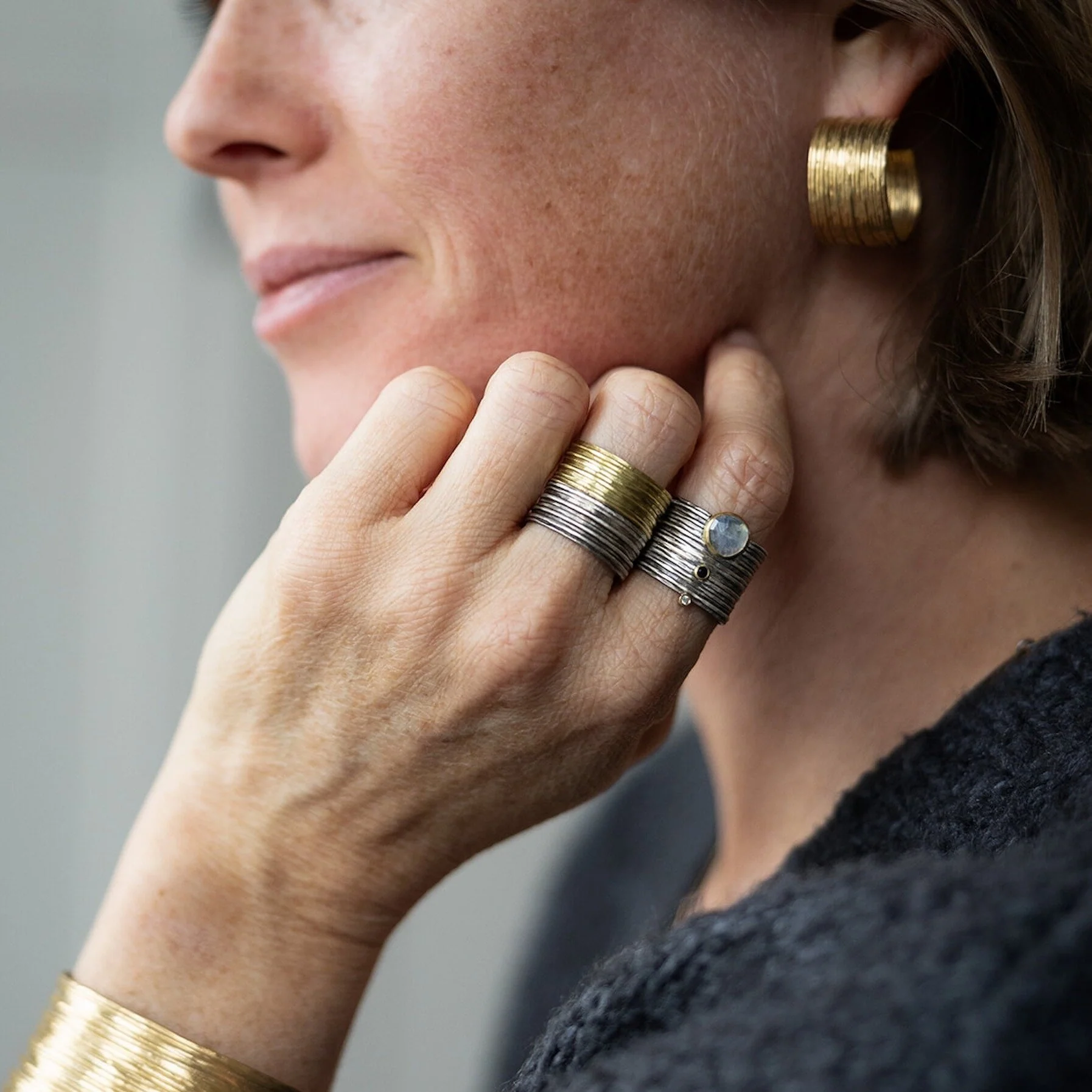 Mixed Metals Ribbed Band - Image 3