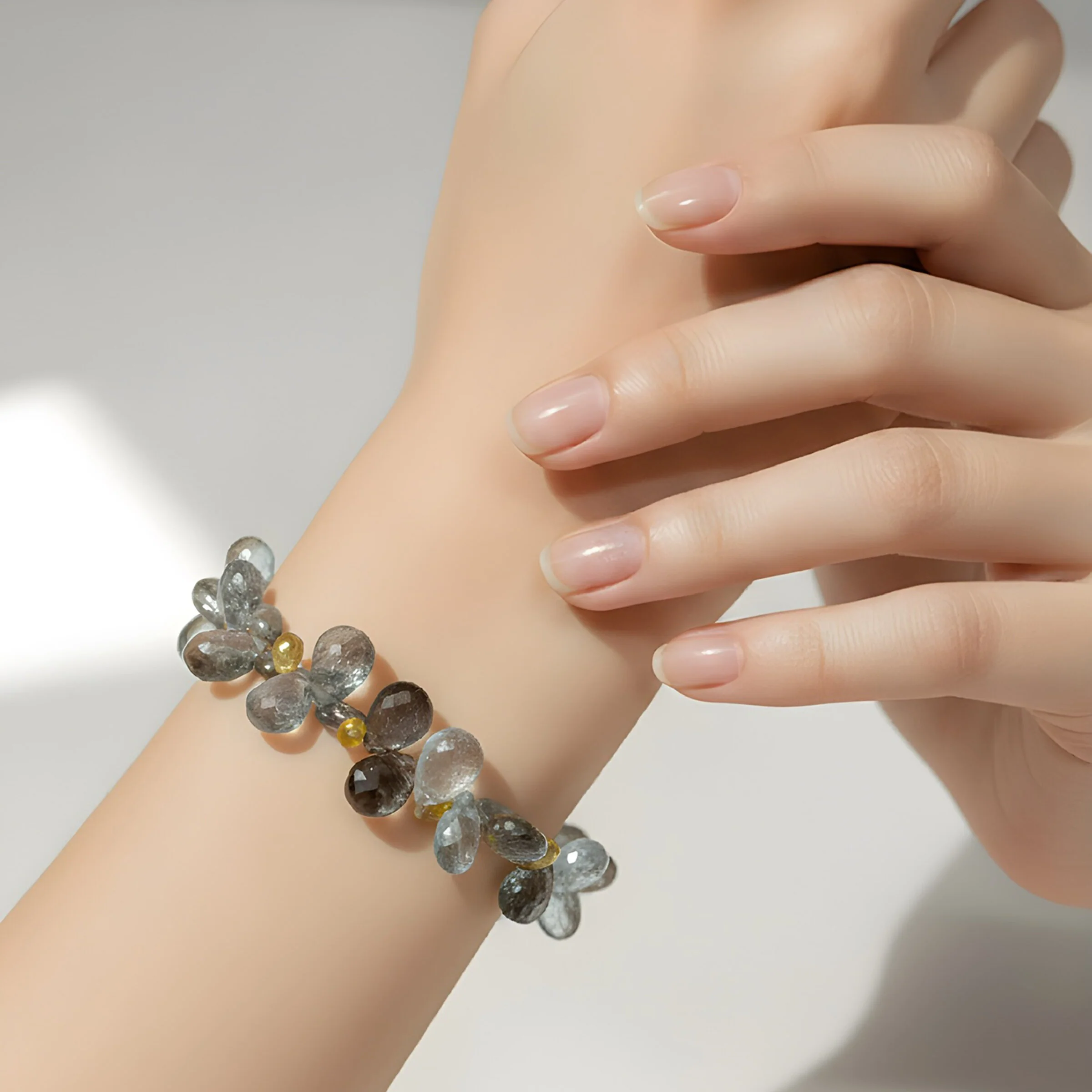 Moss Aquamarine & Yellow Sapphire Bracelet - Image 2