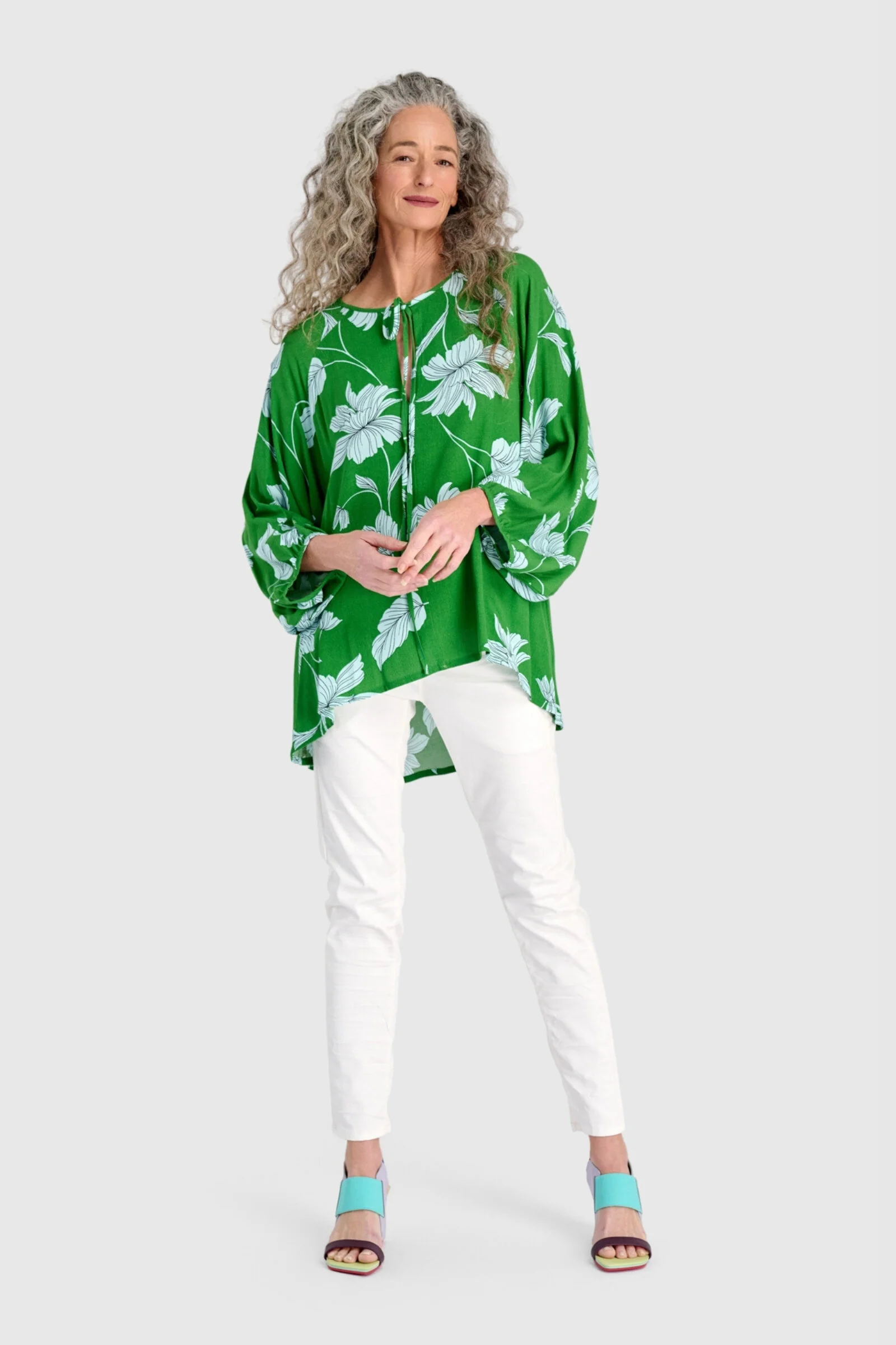 Oasis Blouse - Kelly Green - Image 2