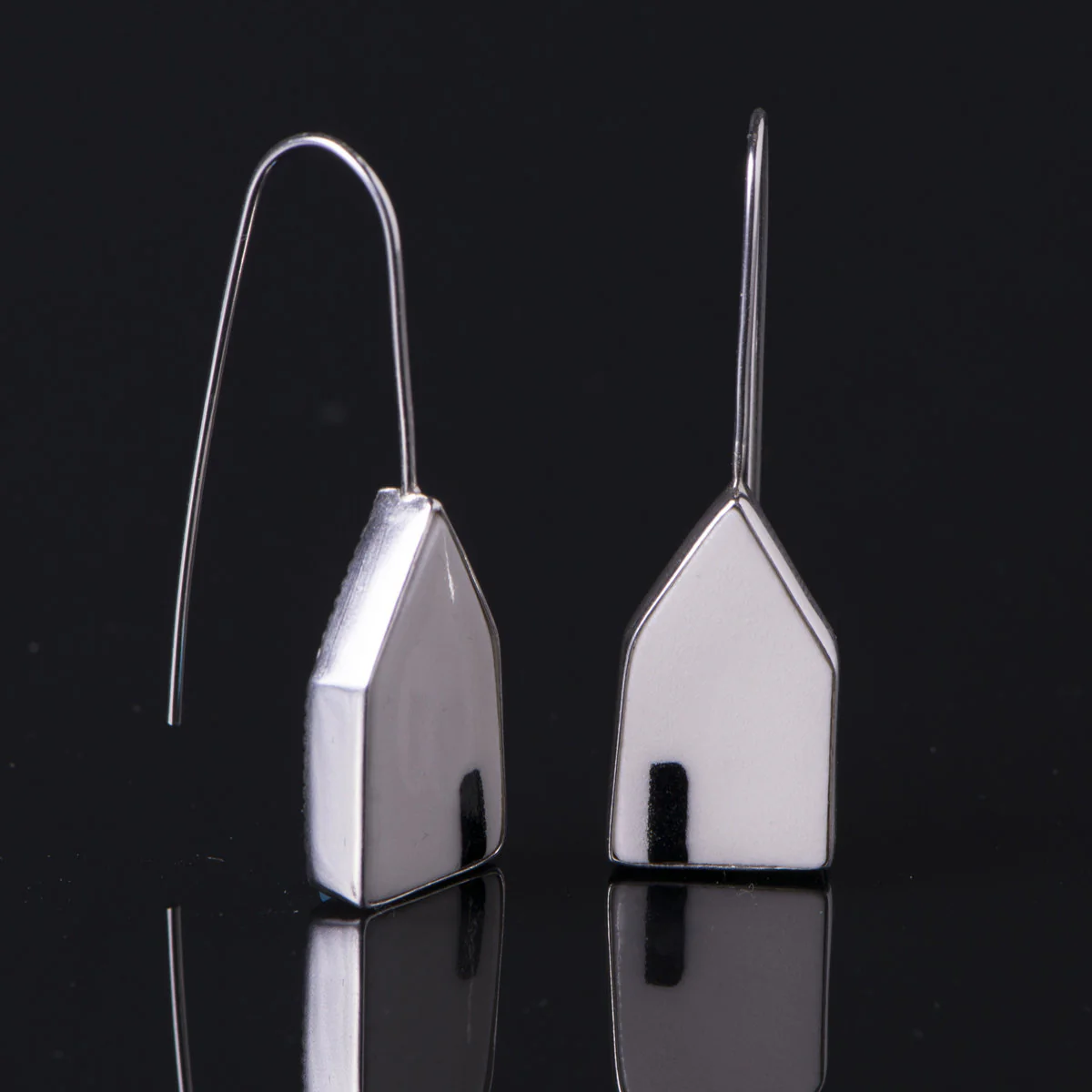 Open House Earrings without Bezel