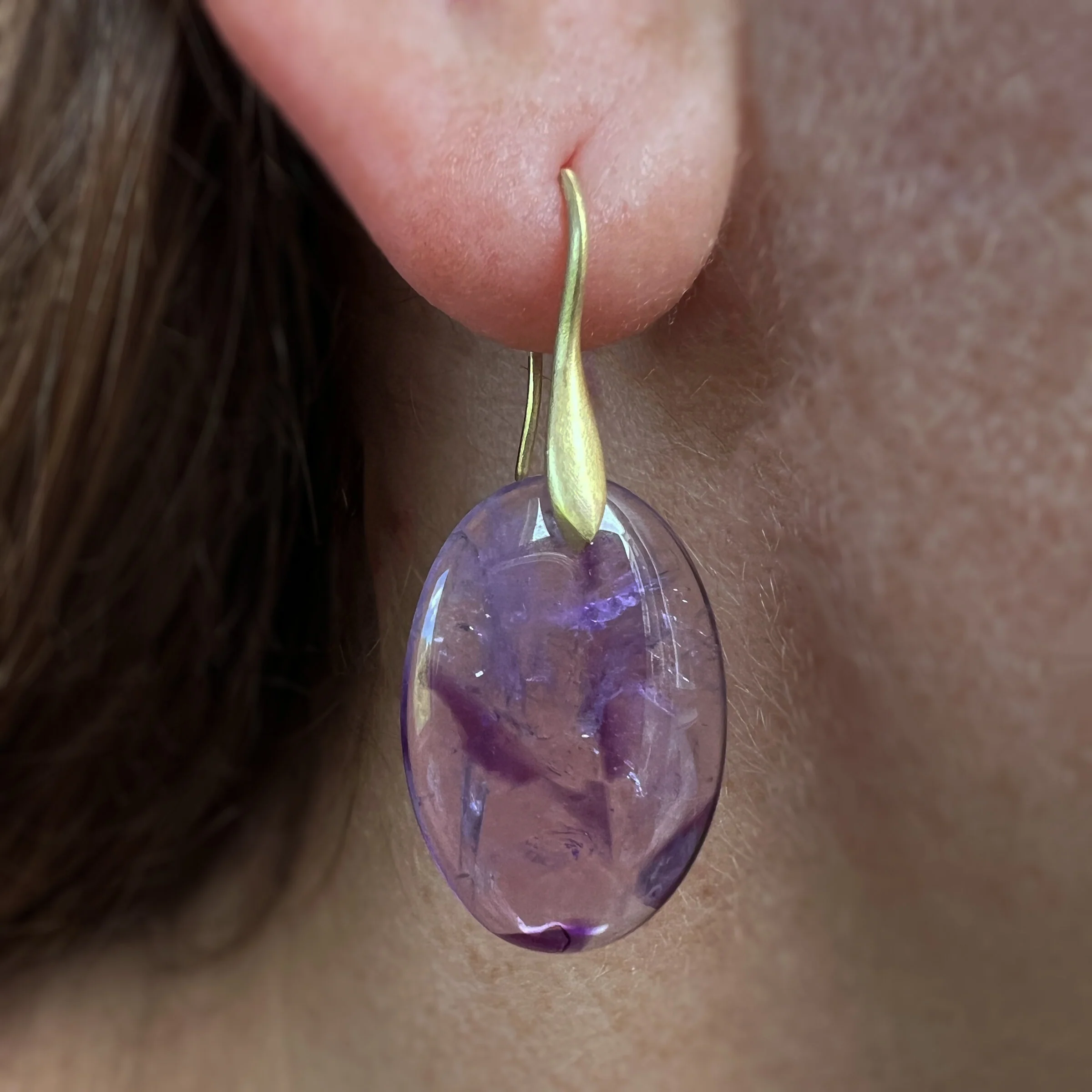 Oval Amethyst Formation Earrings - Image 2