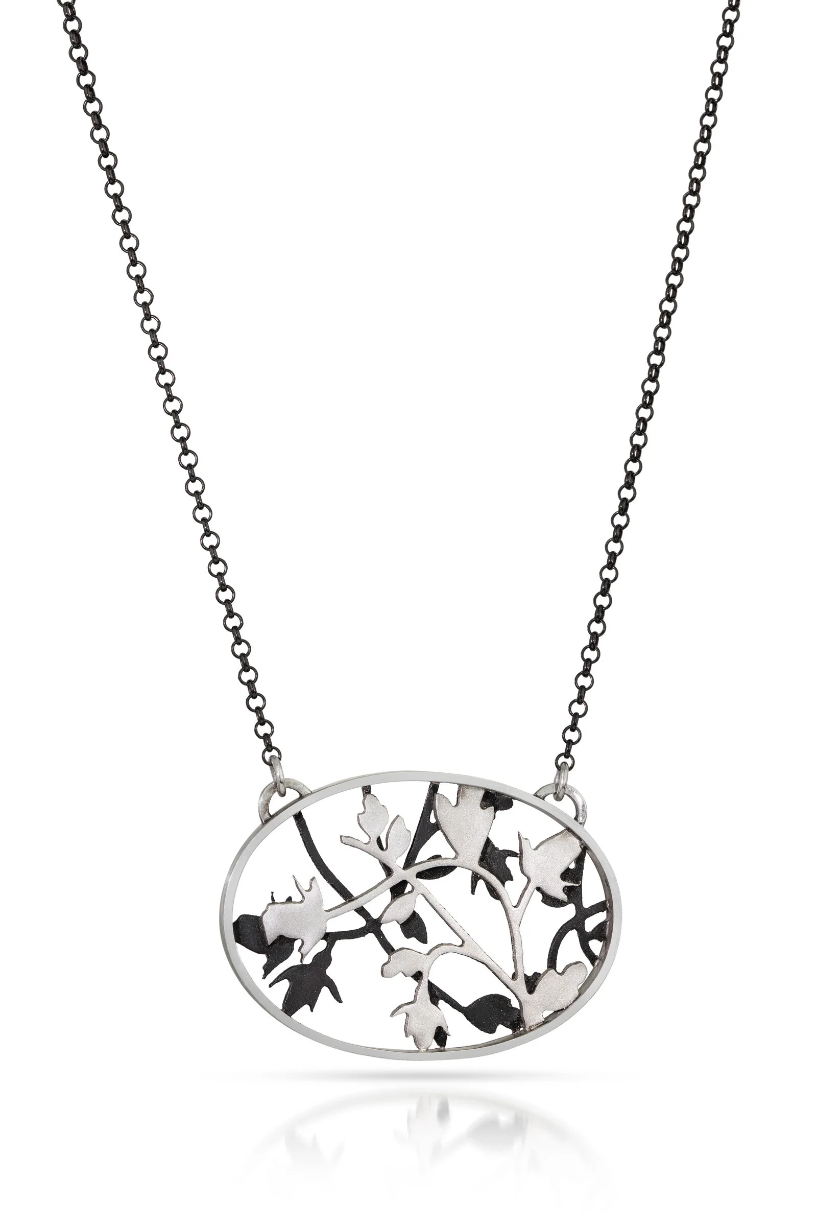 Oval Rose Vine Tracery Necklace