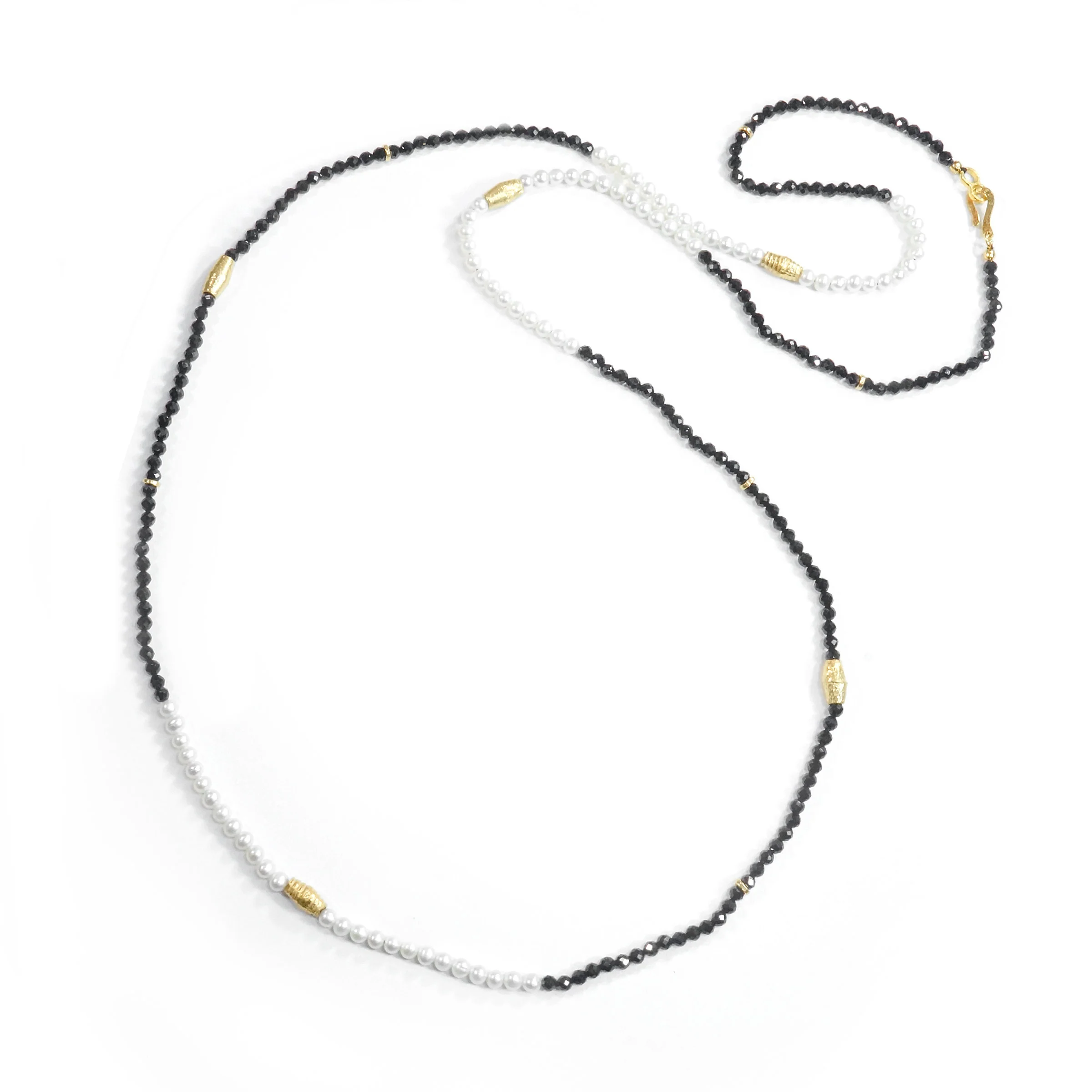 Pearl and Gold Necklace - Image 6