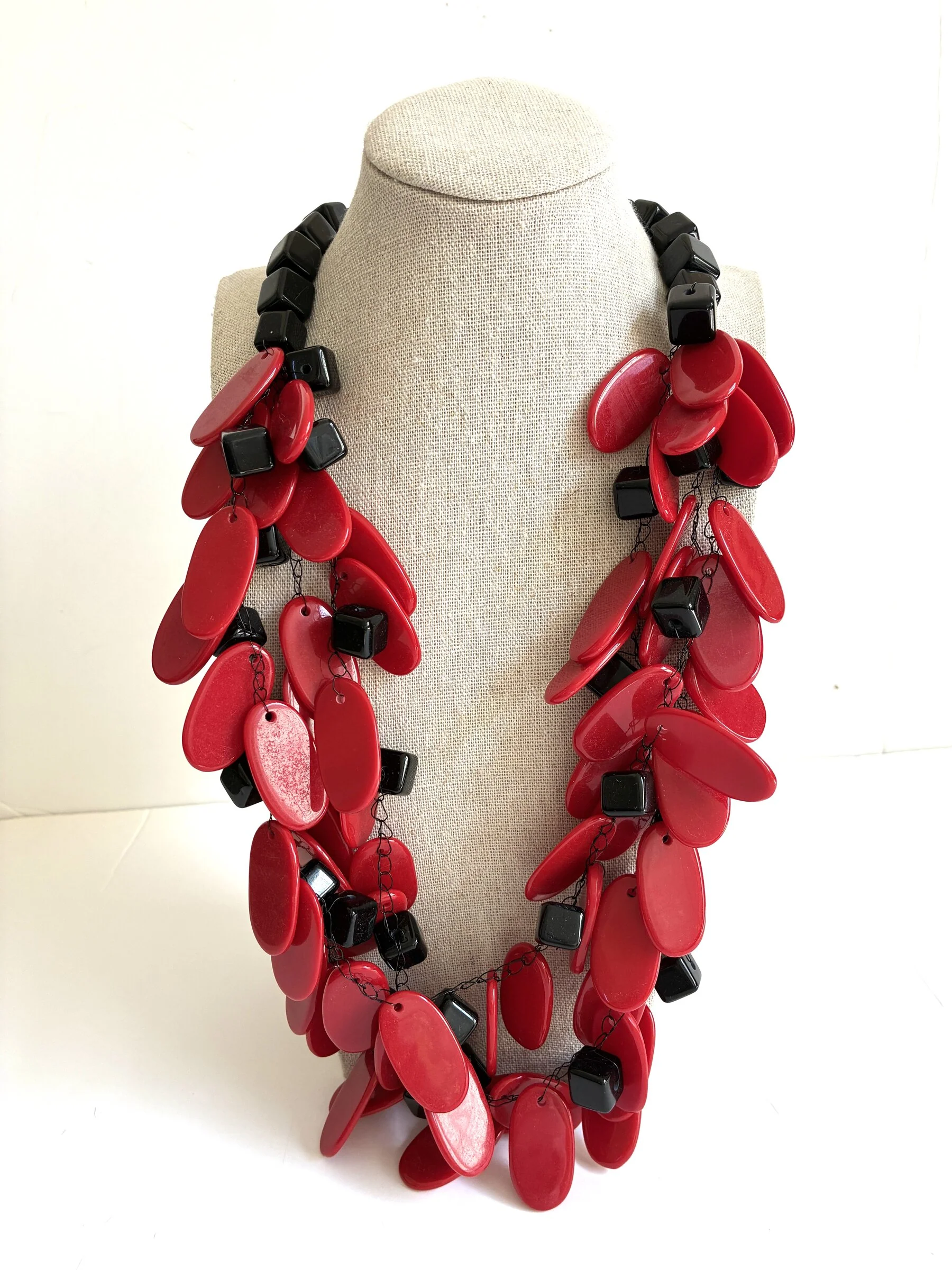 Red Ovals Necklace - Image 2