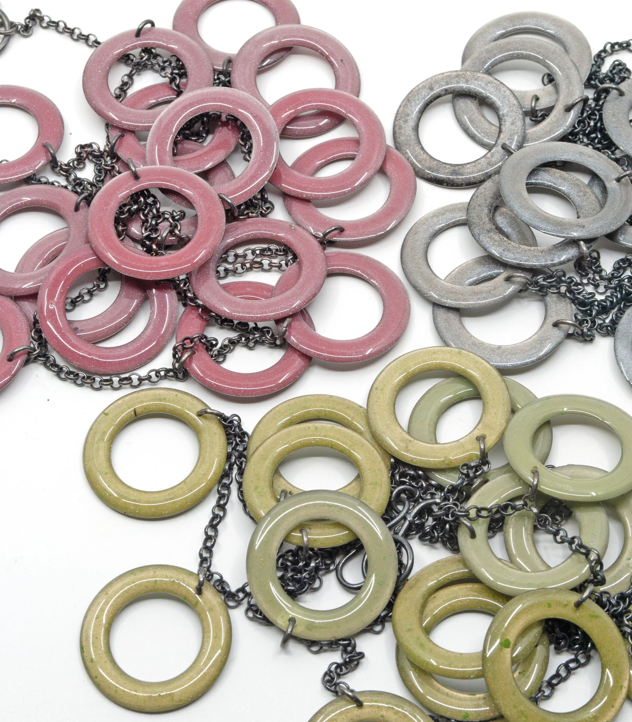 Resin Shimmy Long Necklace - Image 7
