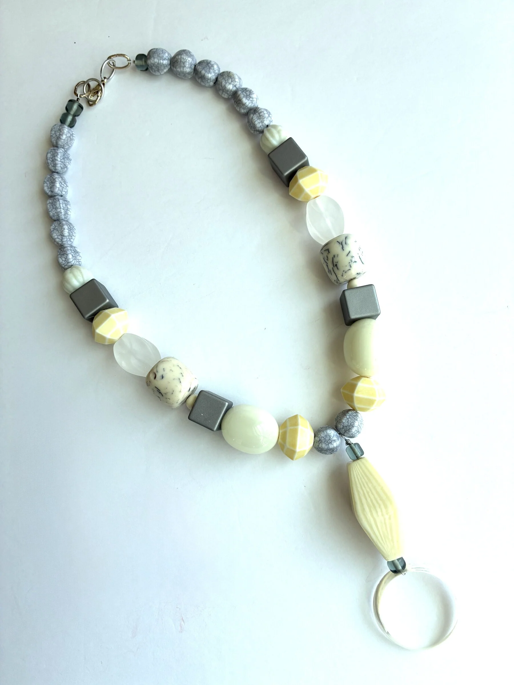 Shell Hoop Pendant Necklace - Image 2