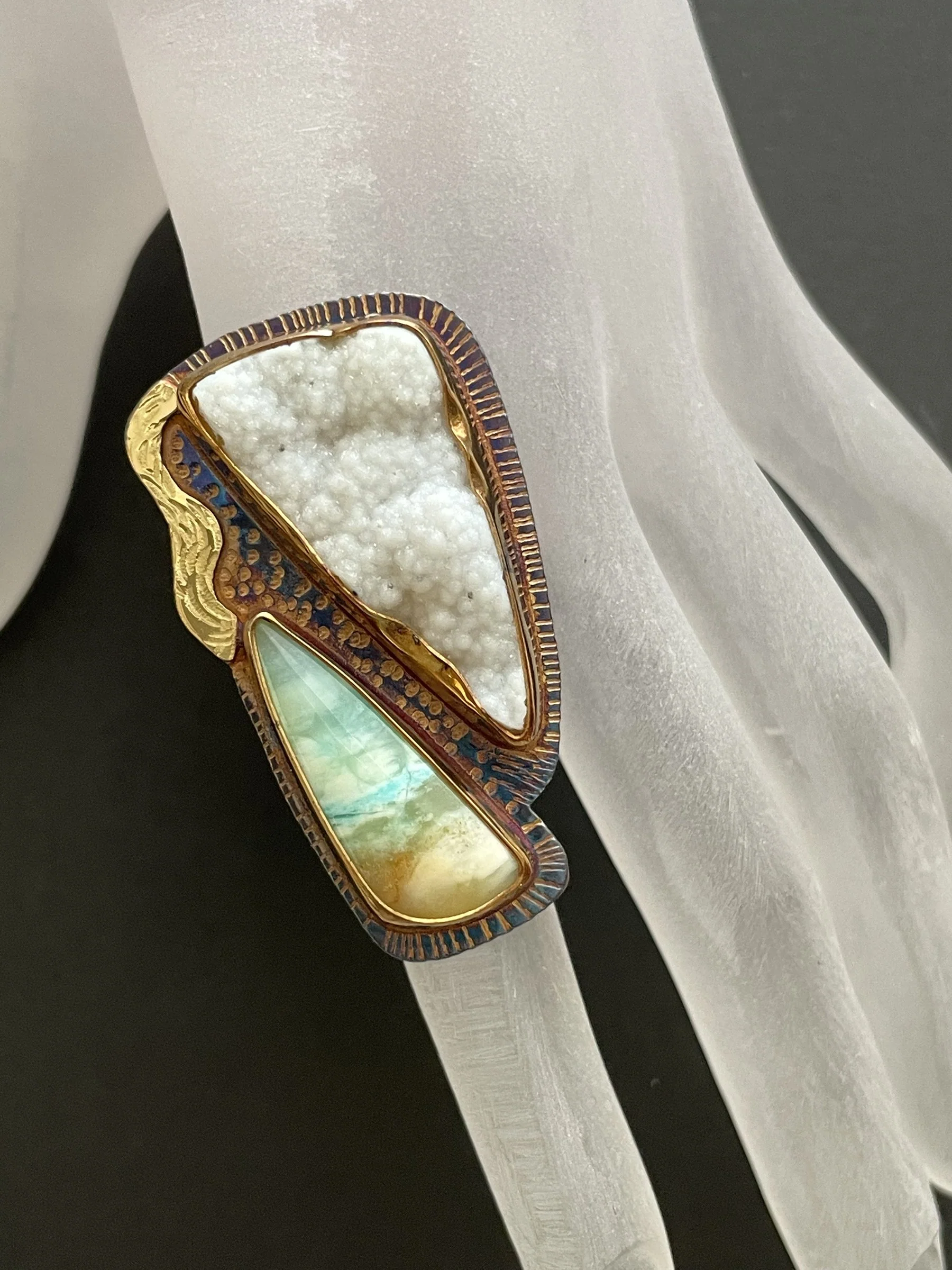 Shimmering Delight Ring - Image 3