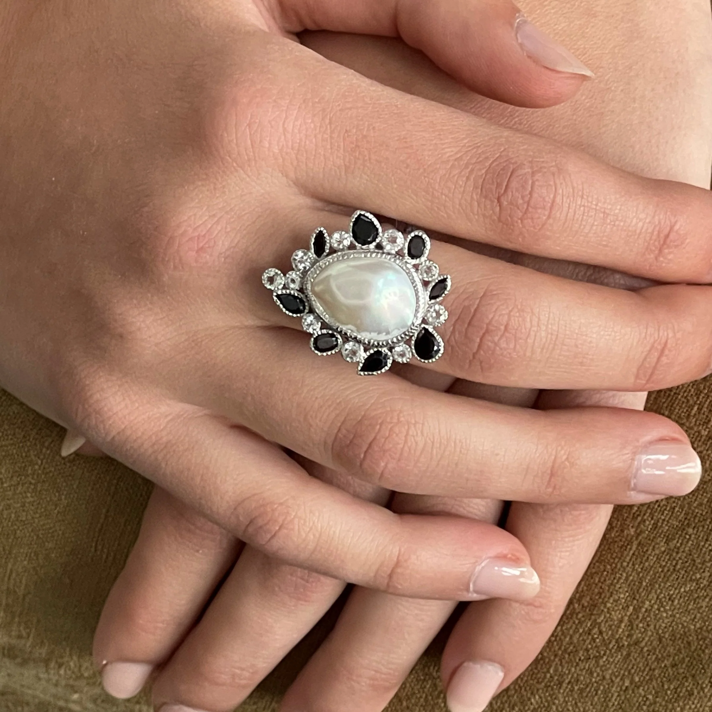 Silver Spinel and Baroque Pearl Ring - Size - Image 3