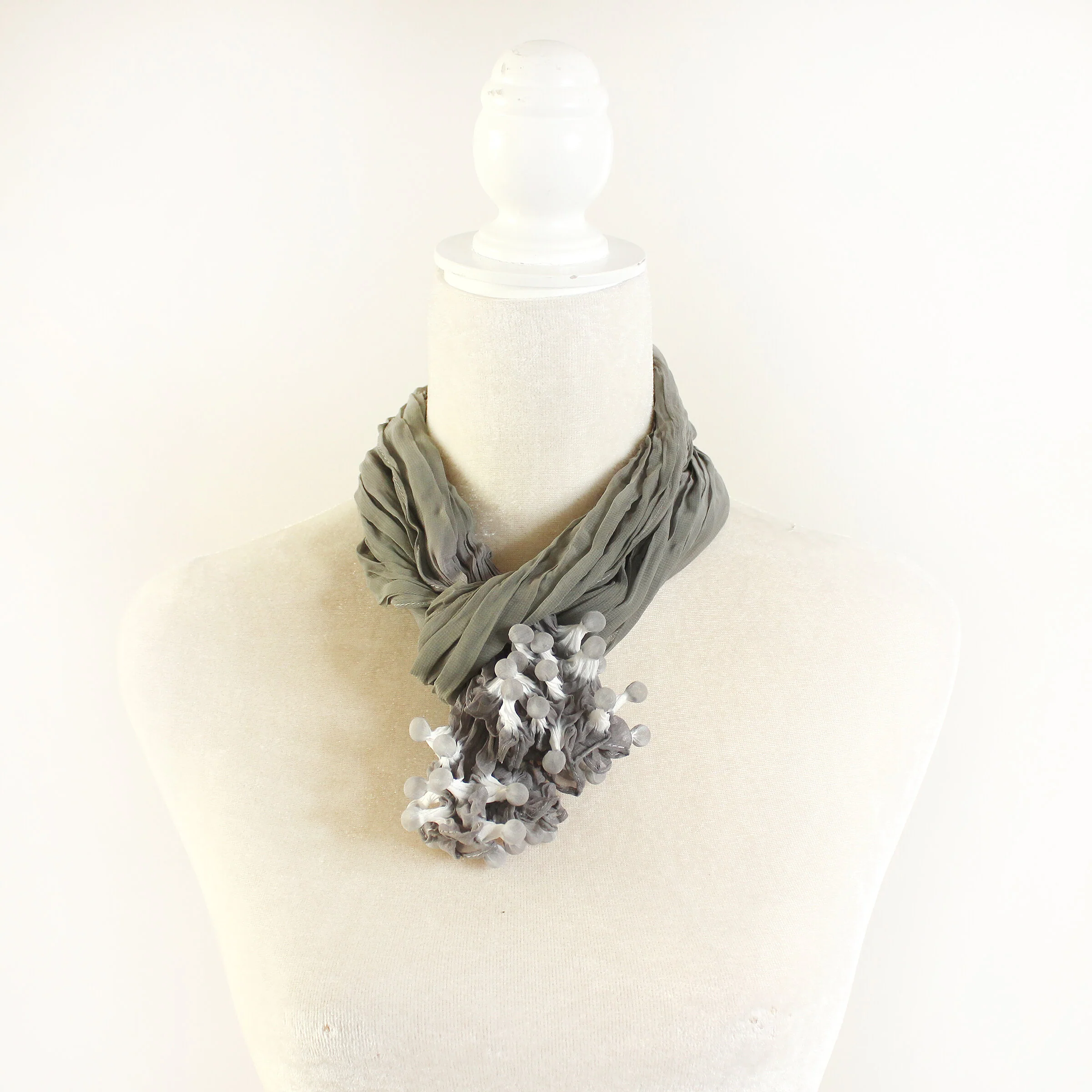 Small Ocean Epidermis Scarf - Dove Gray