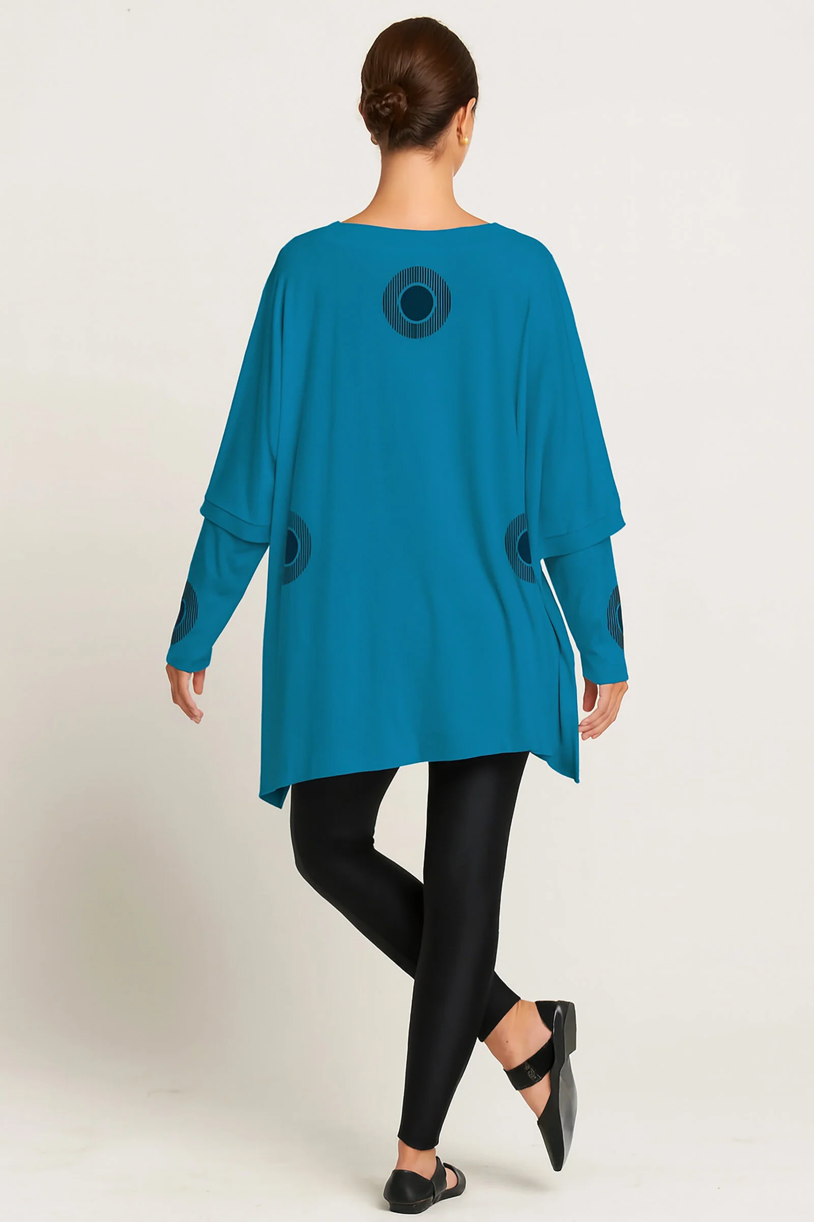 Spotlight Oversized Crew Swing Tee - Marina/Black - Image 3