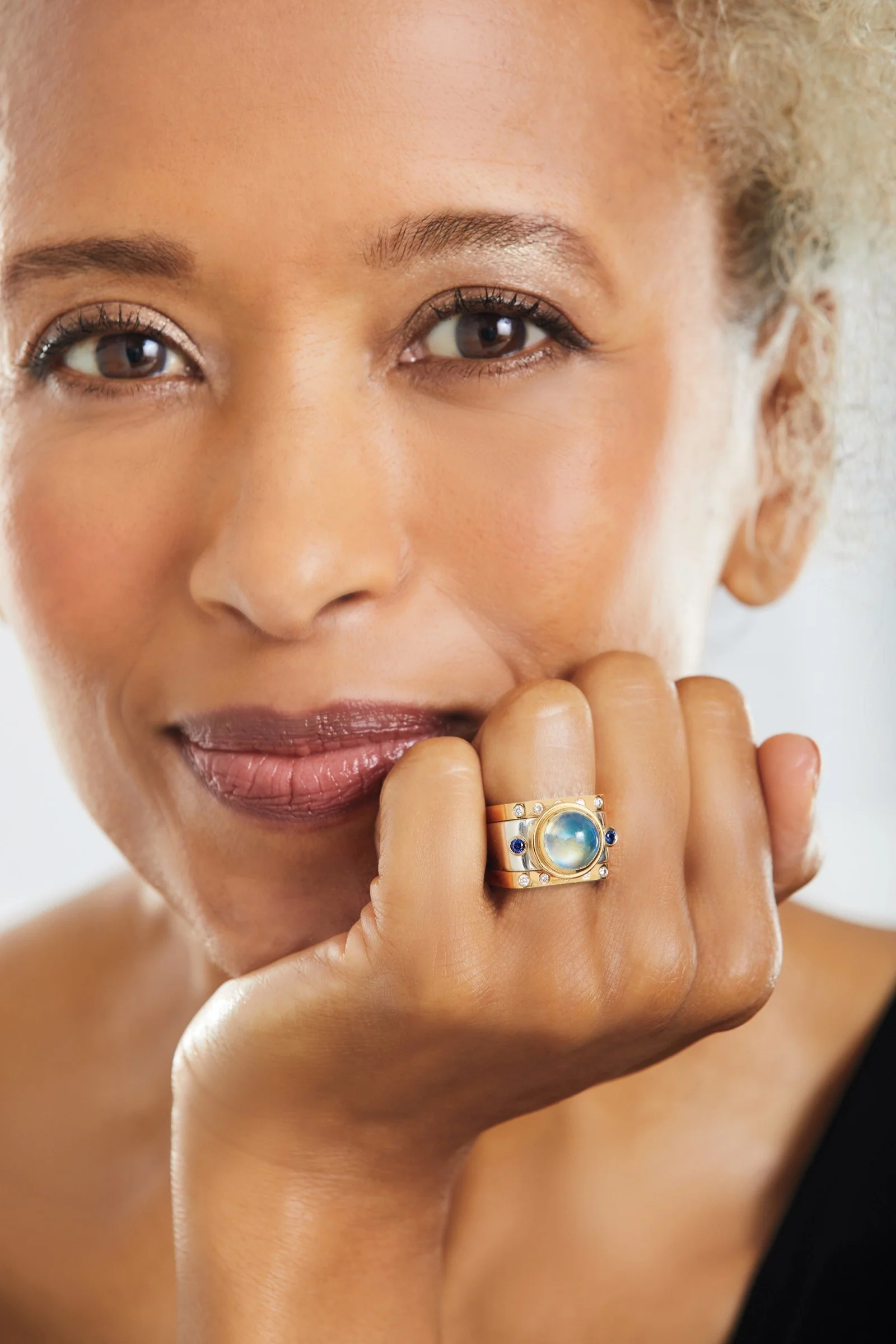 Square Ring: Moonstone & Sapphires - Moonstone and Sapphire Square Ring with no stackers - Image 2