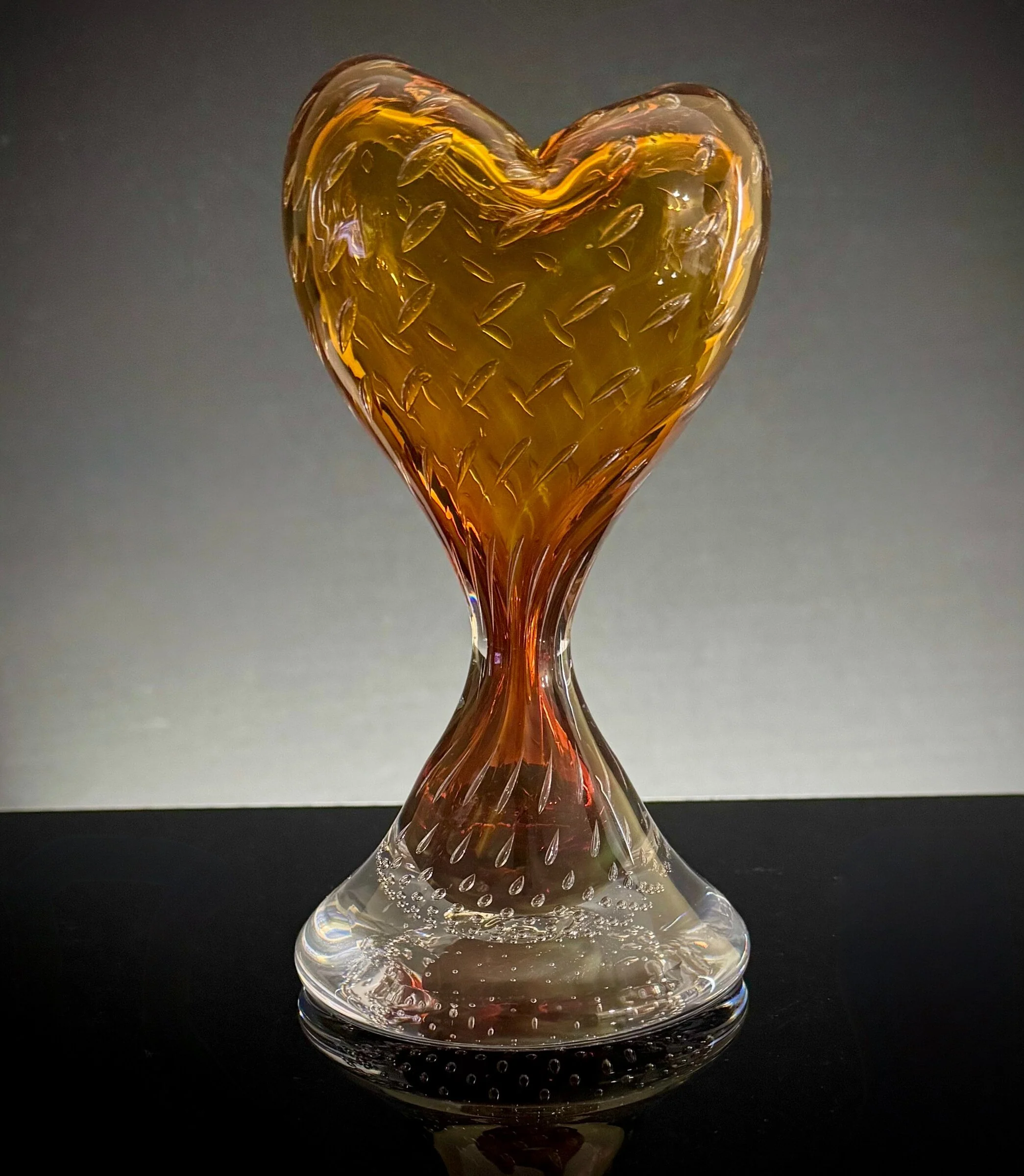 Standing Heart Bud Vase Sculpture - Amber