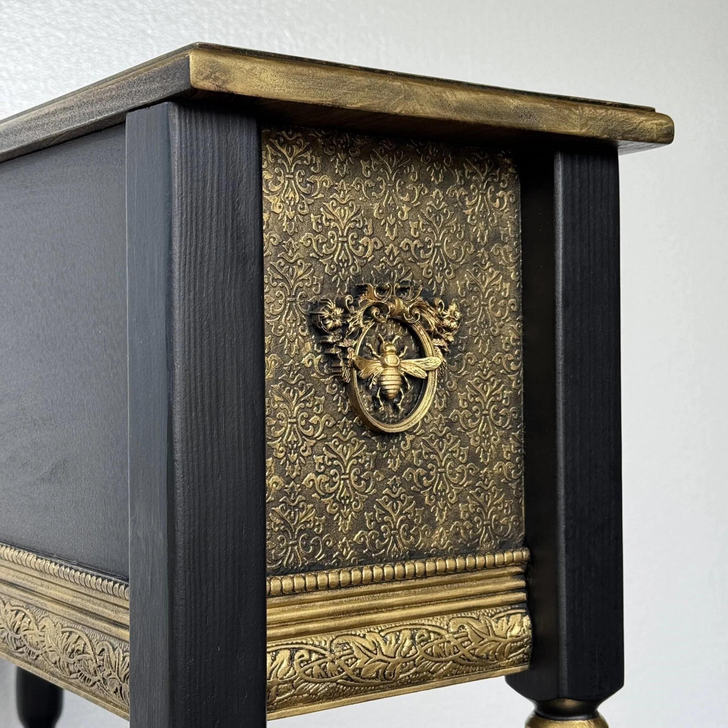 Strawberry Thief Narrow Console table - Image 9