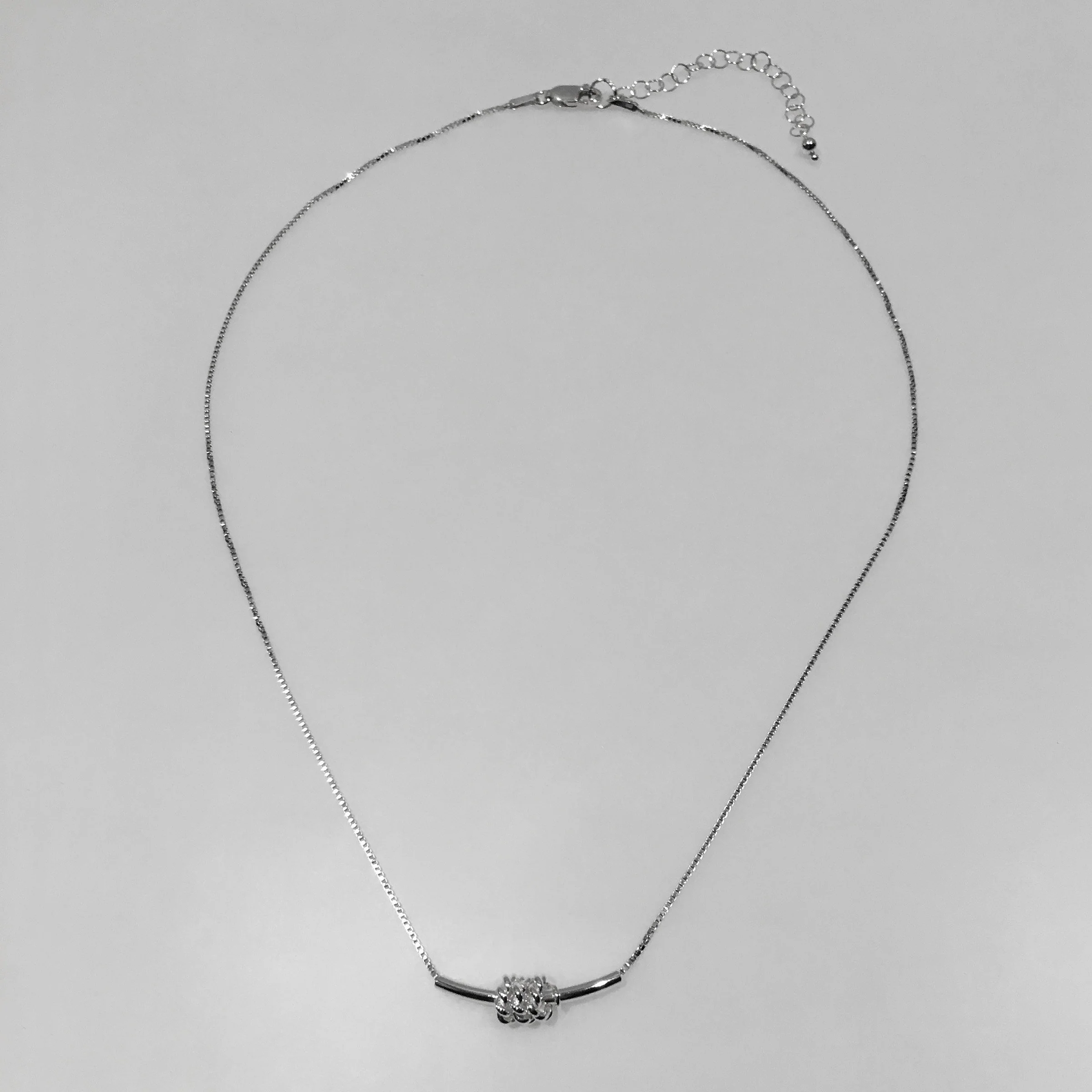 Tube Bar Necklace with Spinning Rings - Image 2