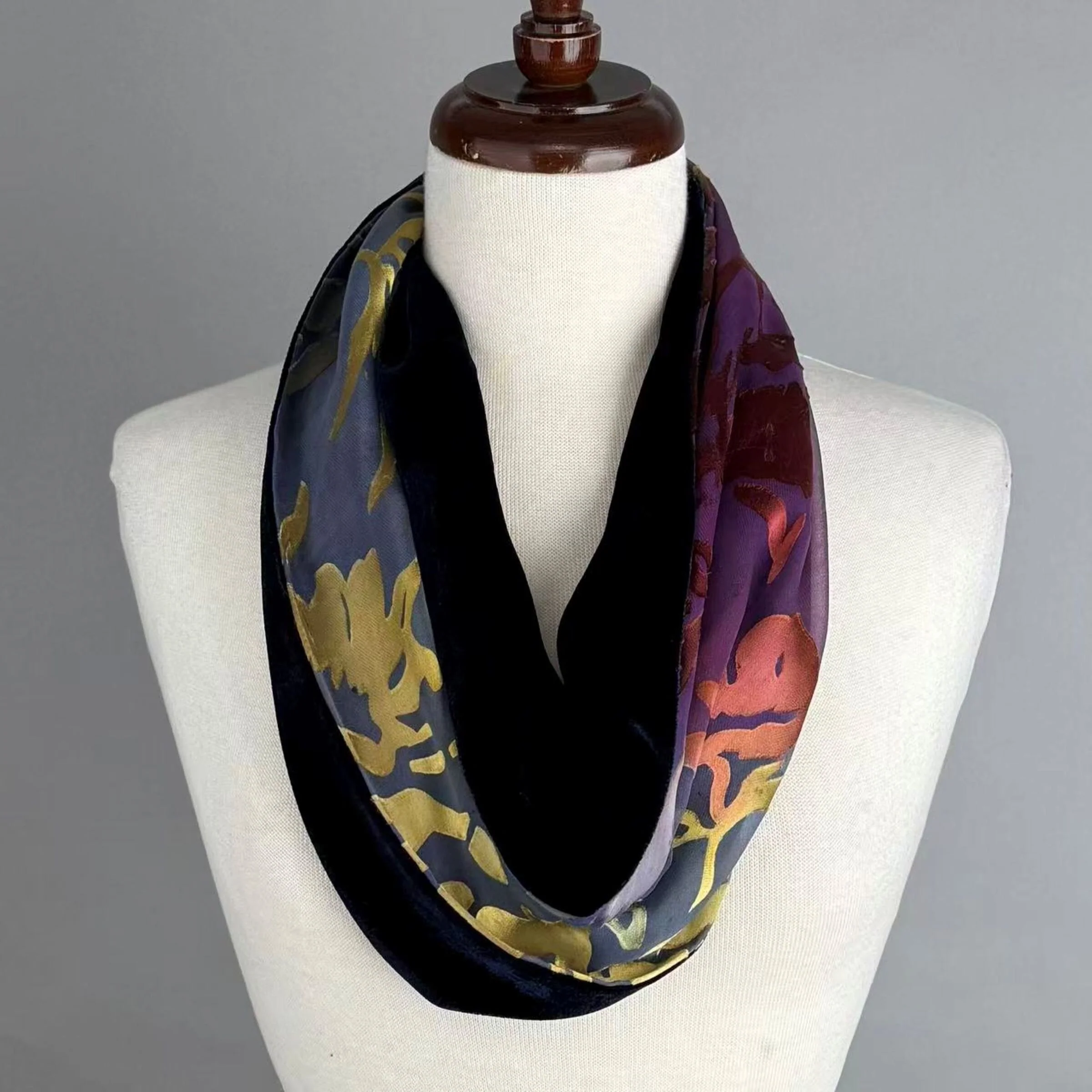 Twisted Infinity Scarf - Navy Multi