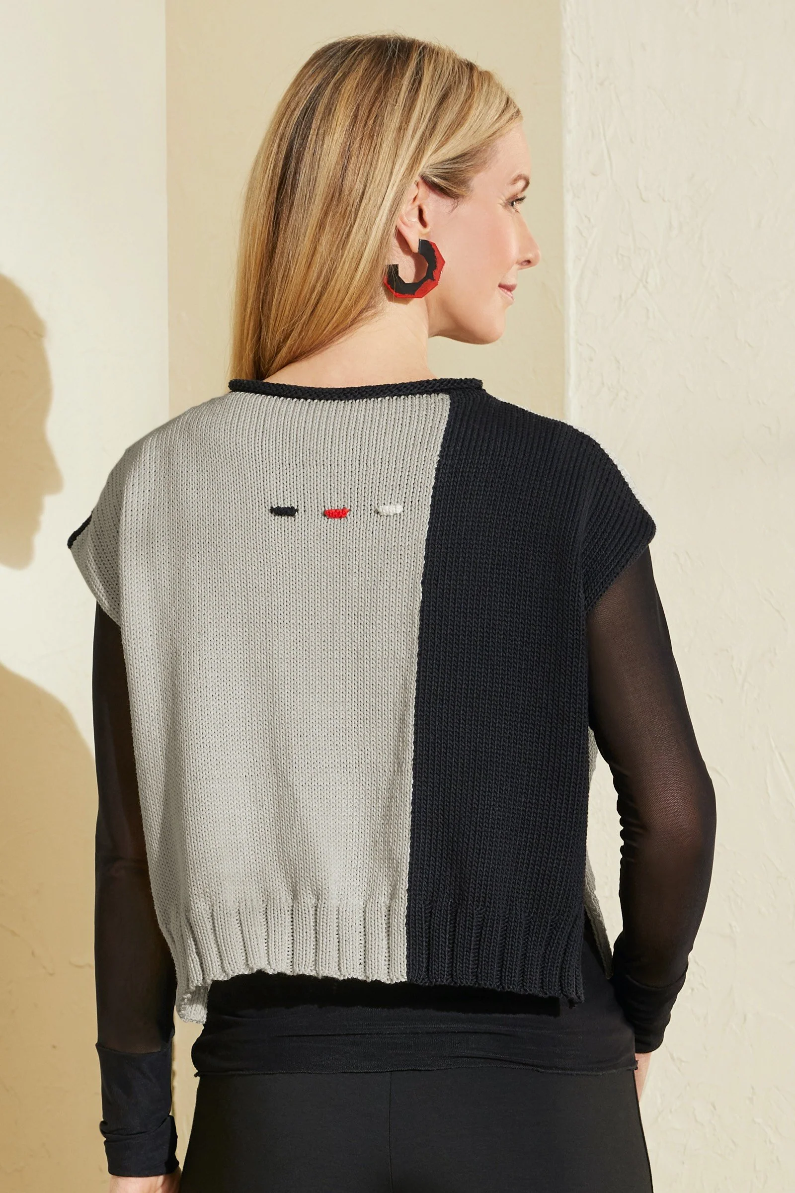 Two-Tone Topper - Image 4