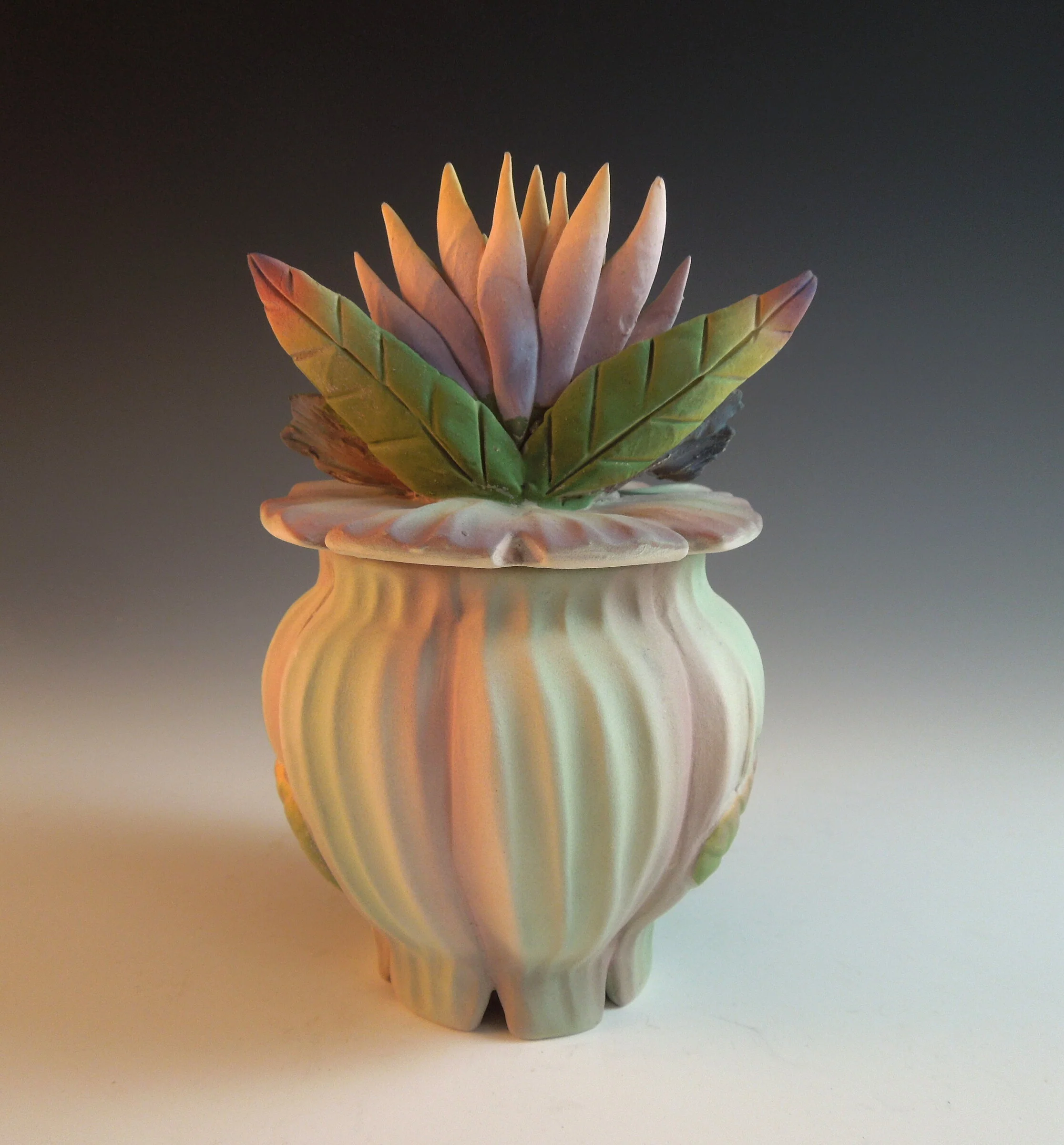 Waterlily Box with Frog - Image 2