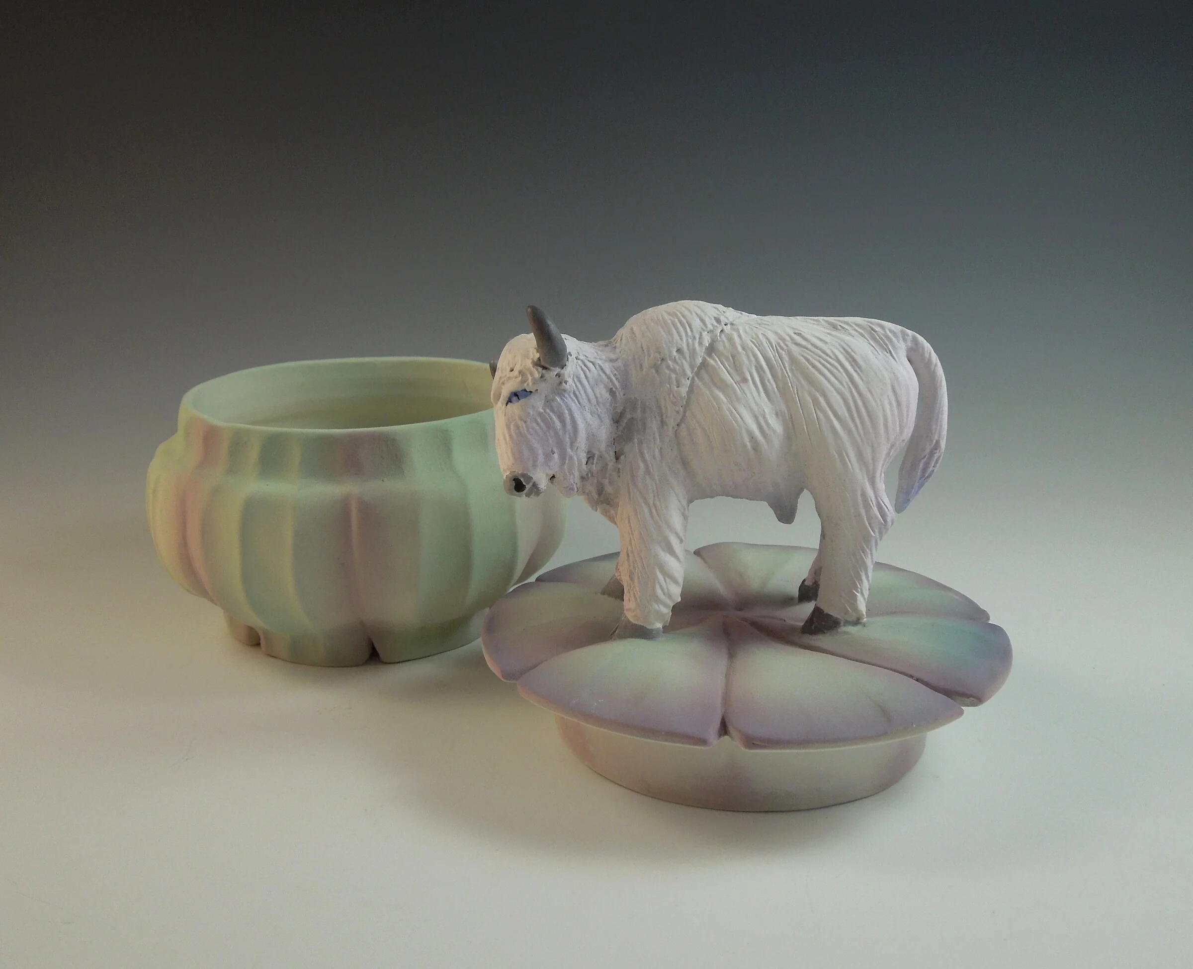 White Buffalo Box - Image 2